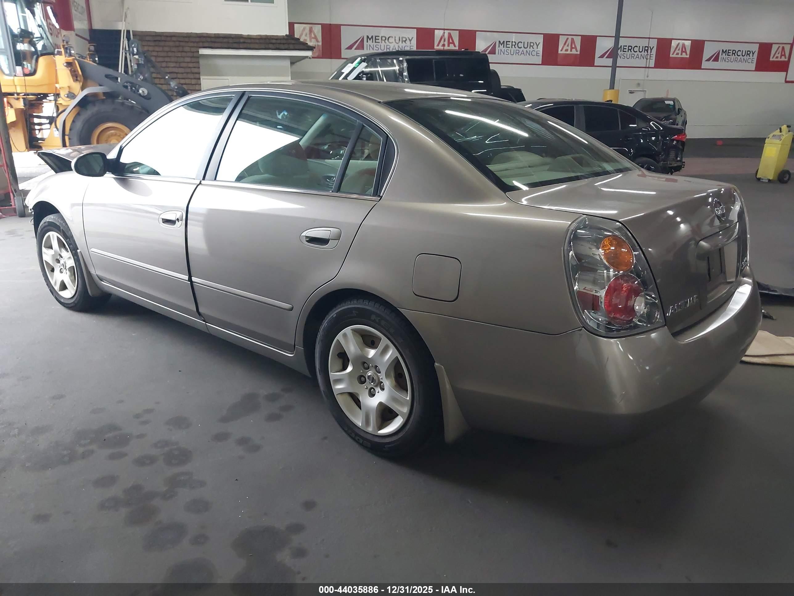 NISSAN ALTIMA image 3