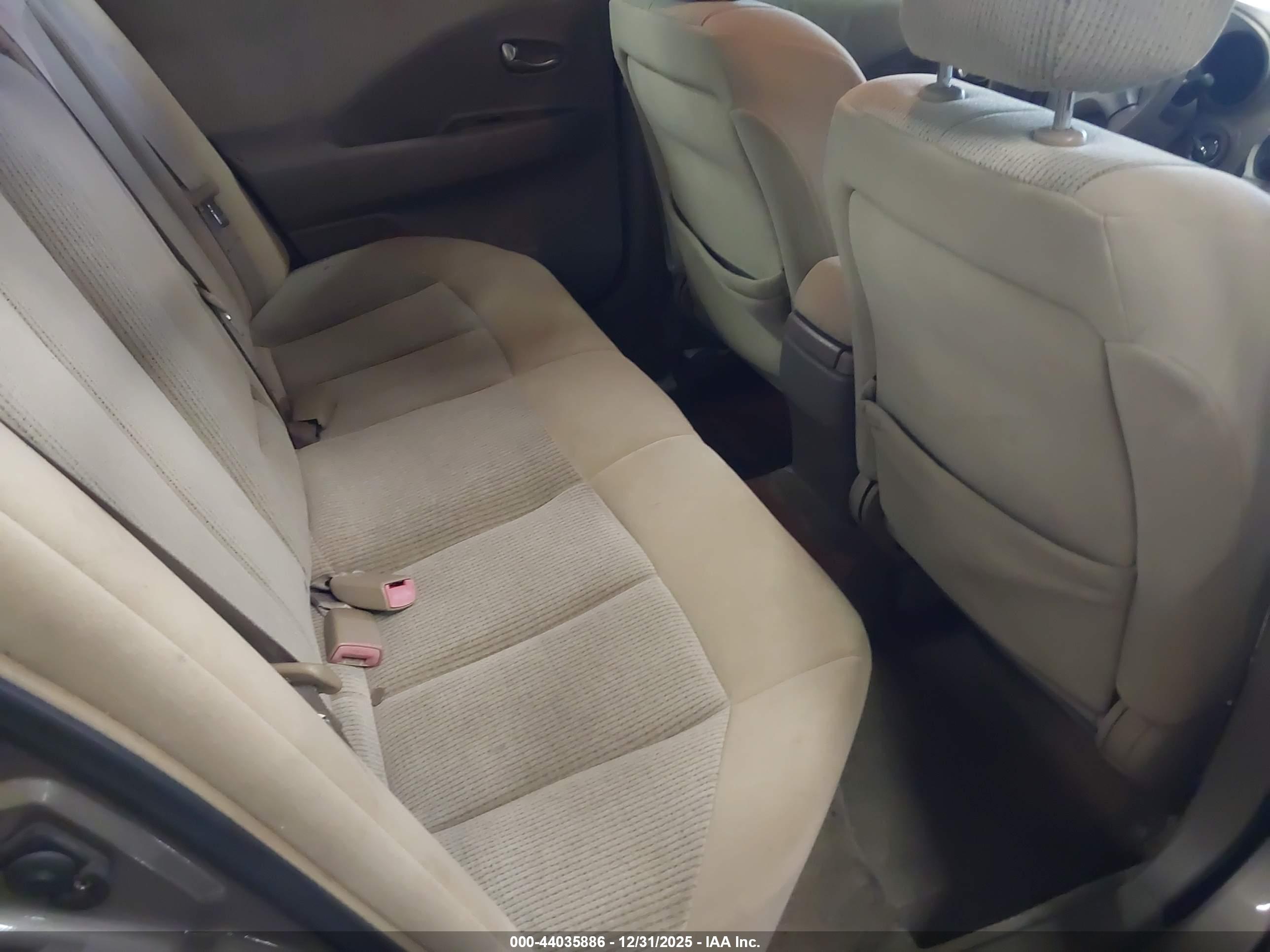 NISSAN ALTIMA image 8
