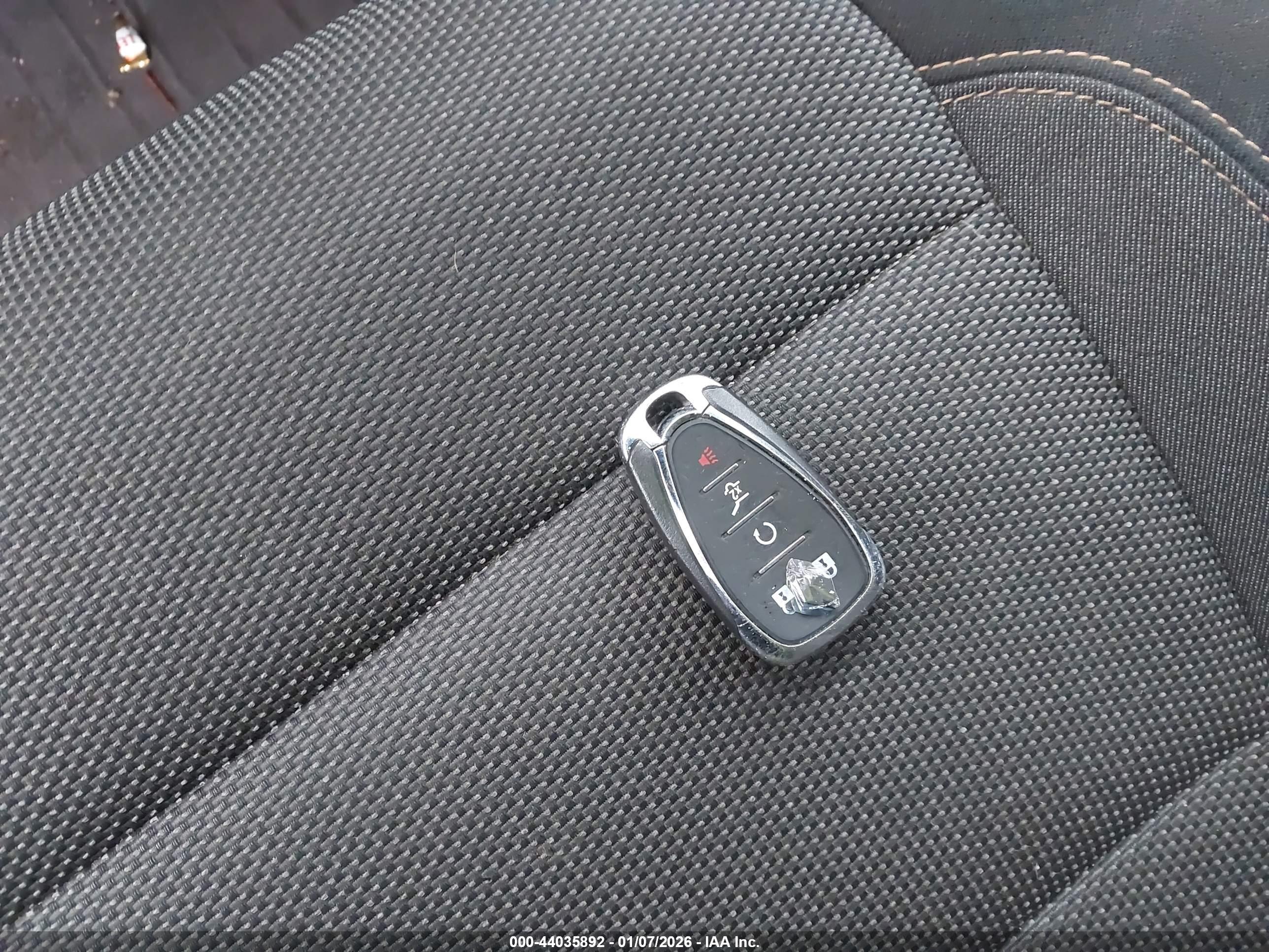 CHEVROLET TRAVERSE image 11