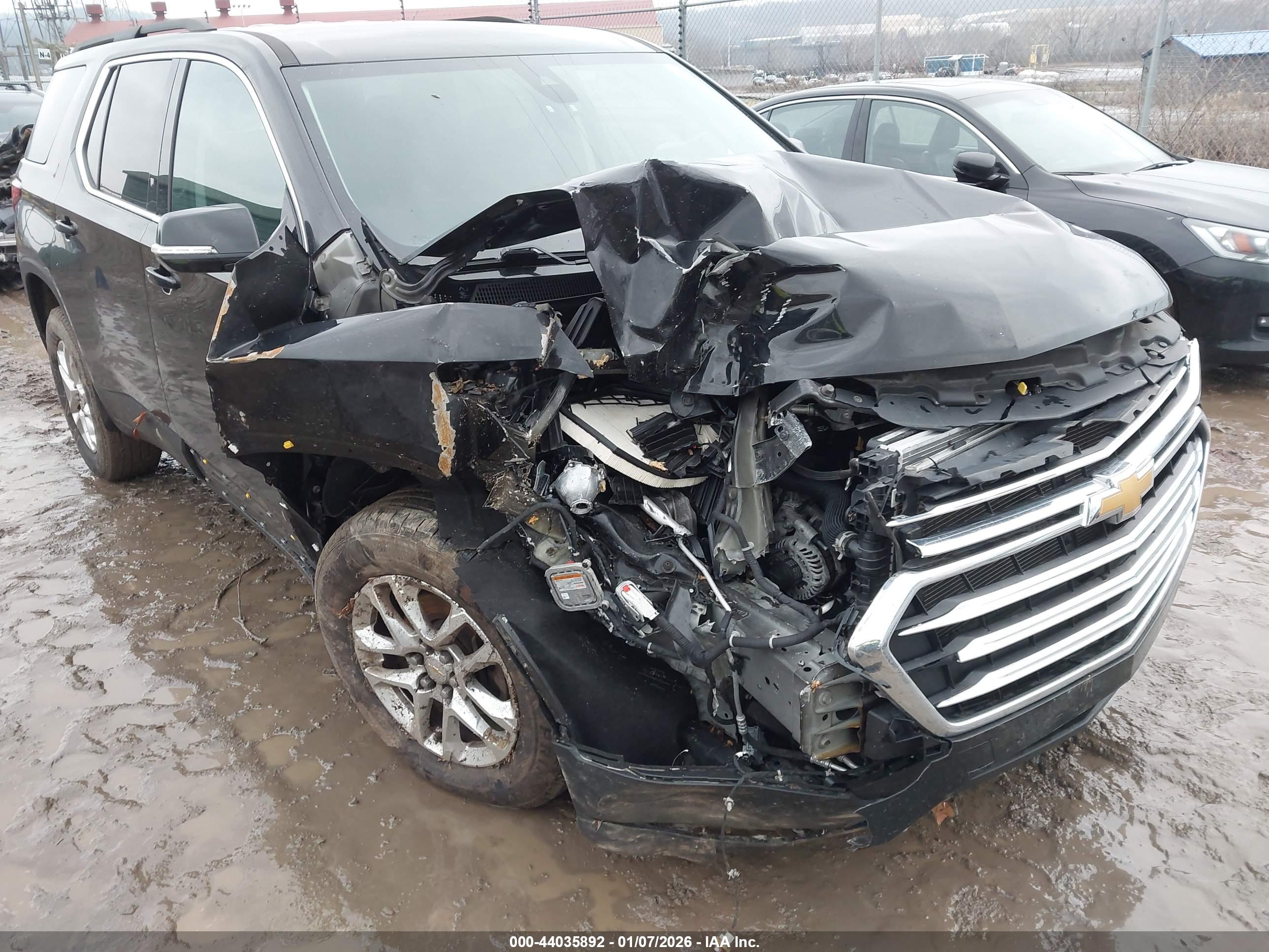 CHEVROLET TRAVERSE image 6