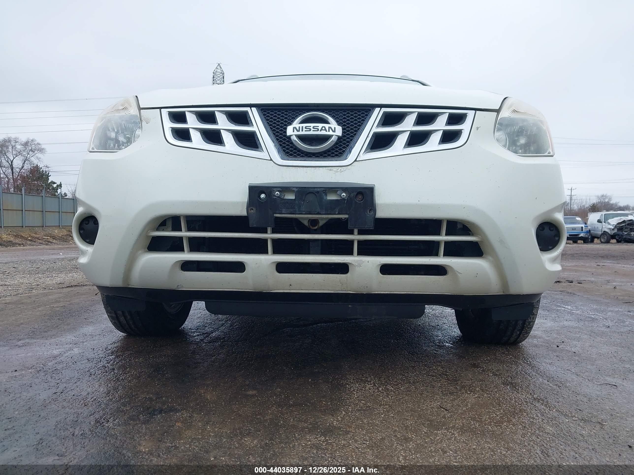 NISSAN ROGUE image 6