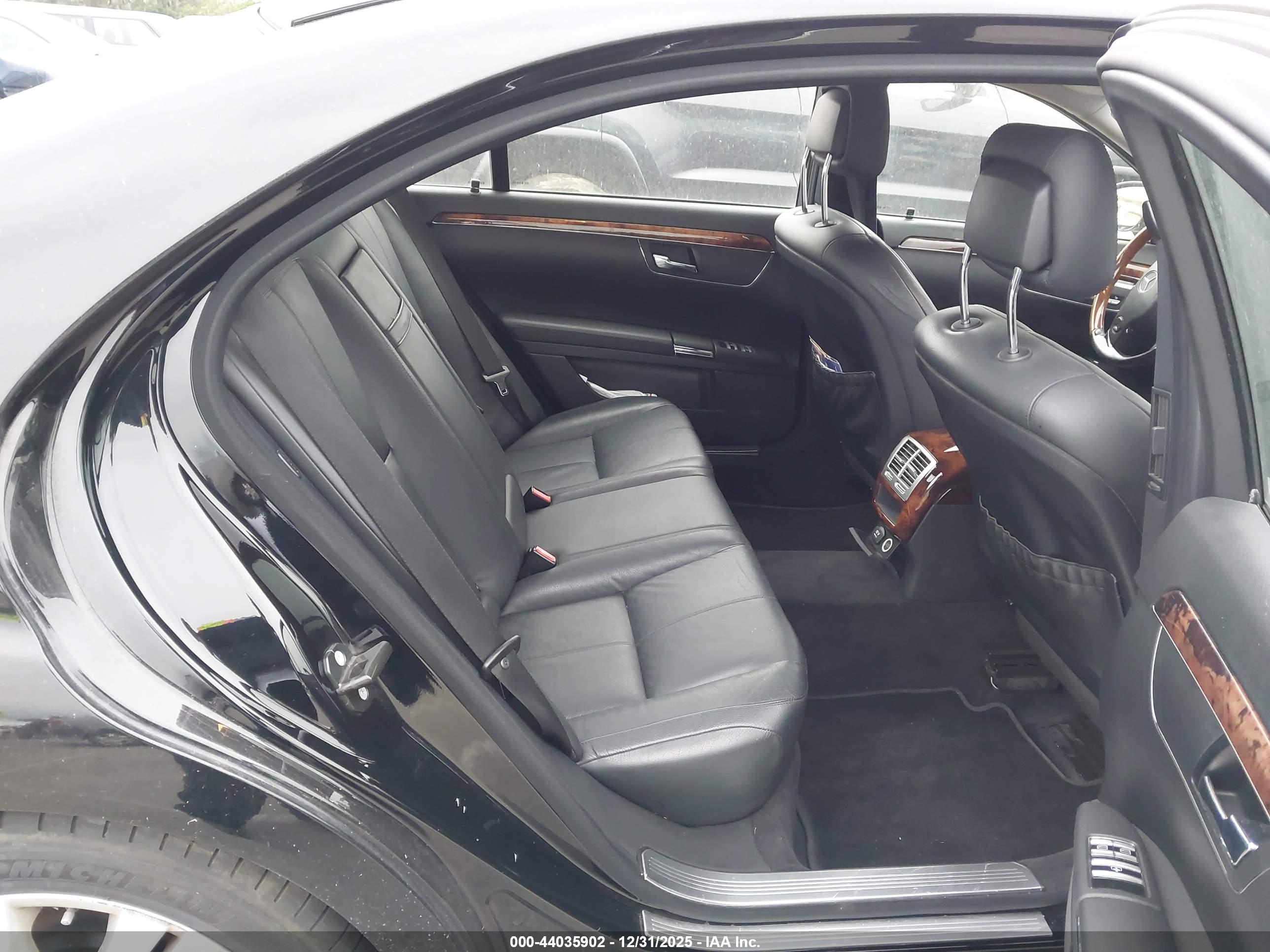 MERCEDES-BENZ S image 8