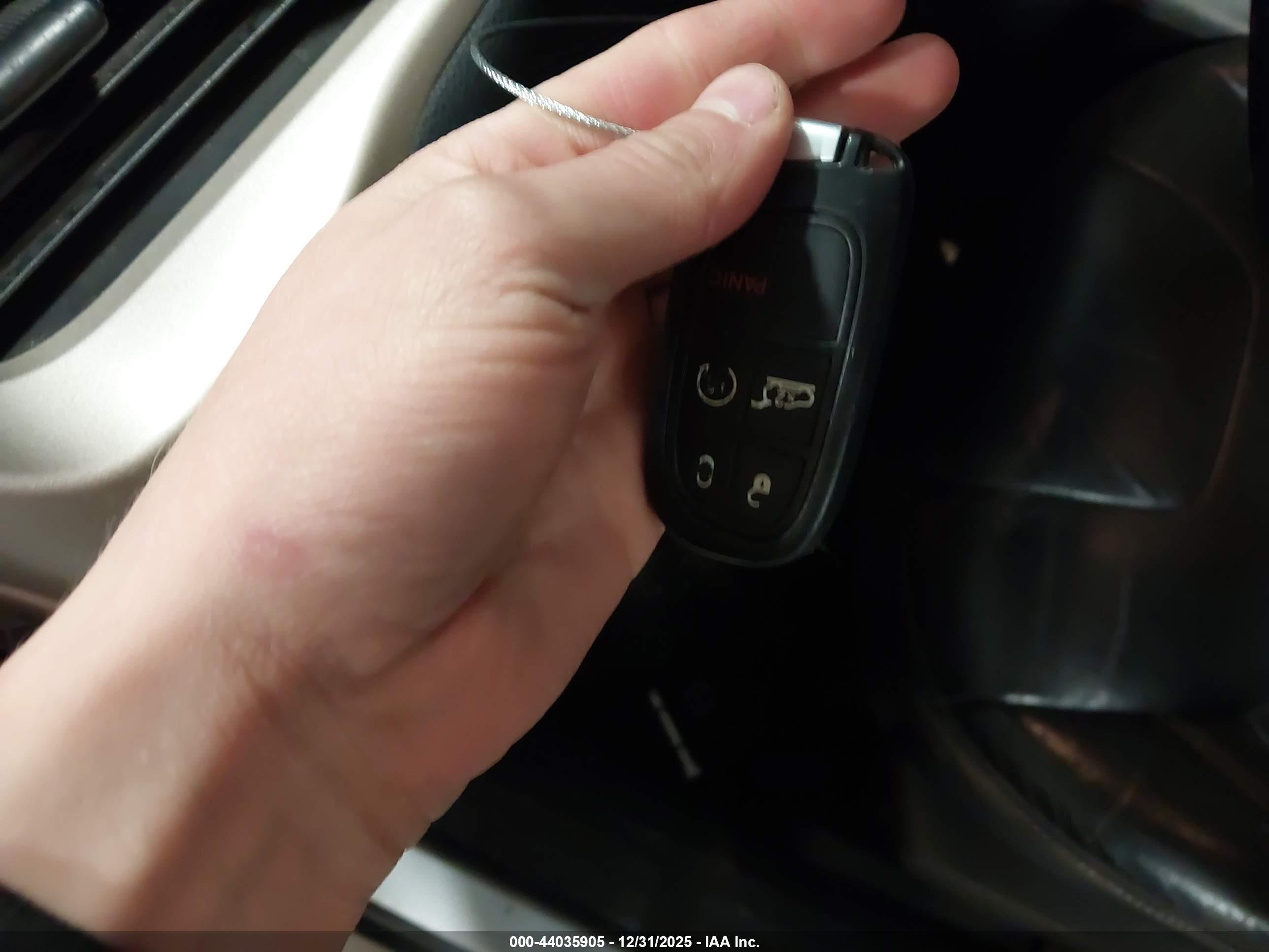 JEEP CHEROKEE image 11