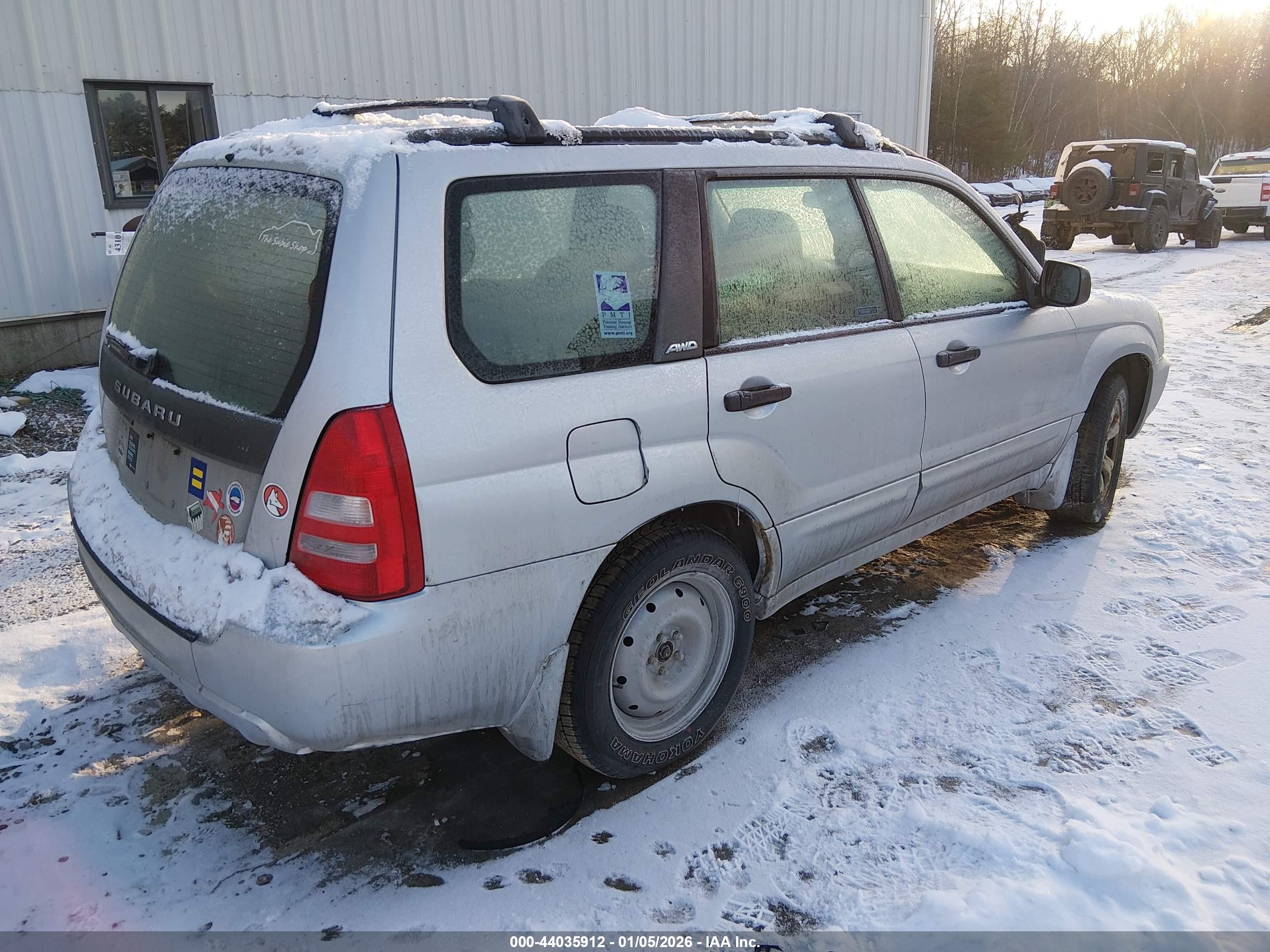 SUBARU FORESTER image 4
