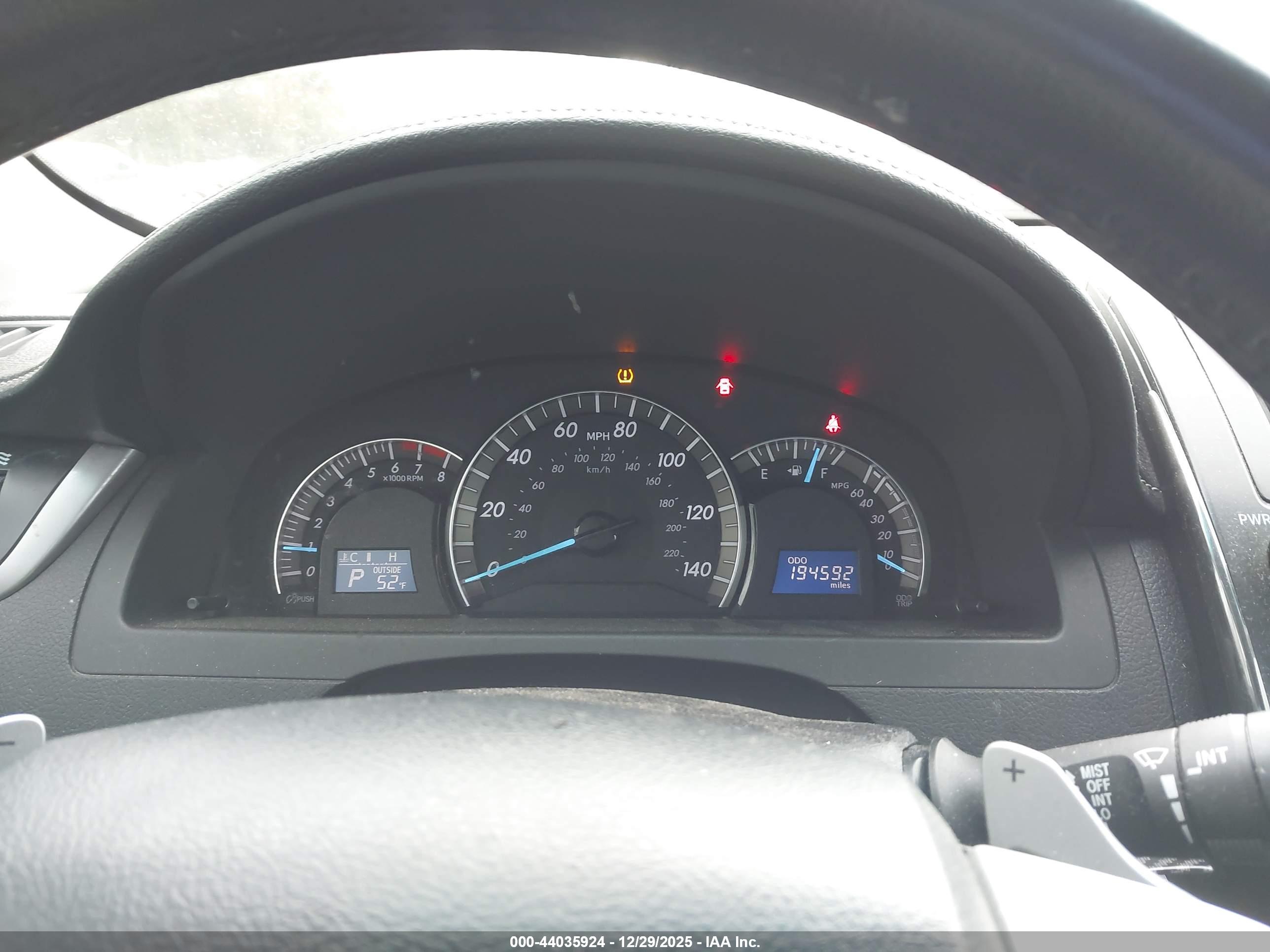 TOYOTA CAMRY image 7
