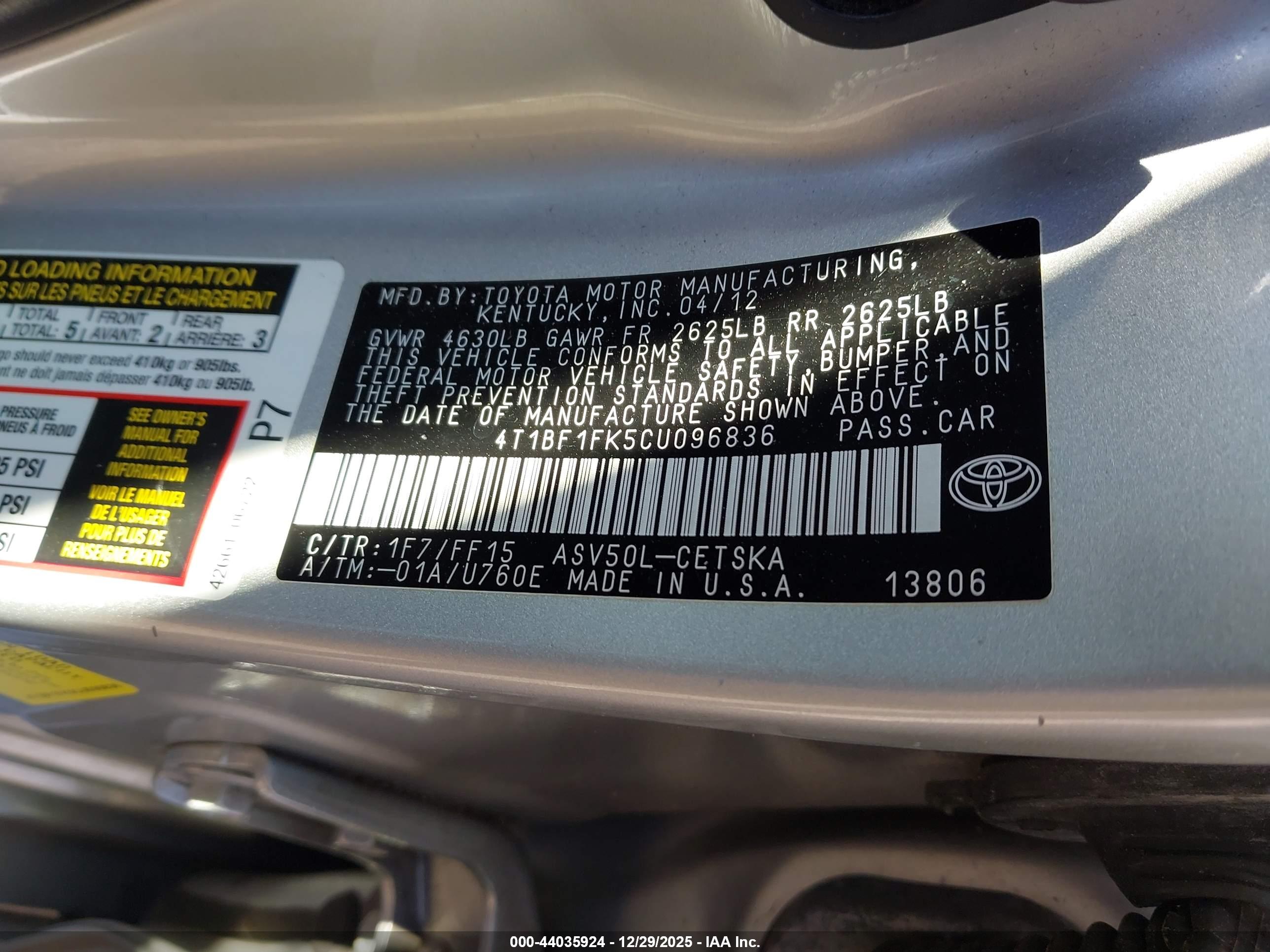 TOYOTA CAMRY image 9