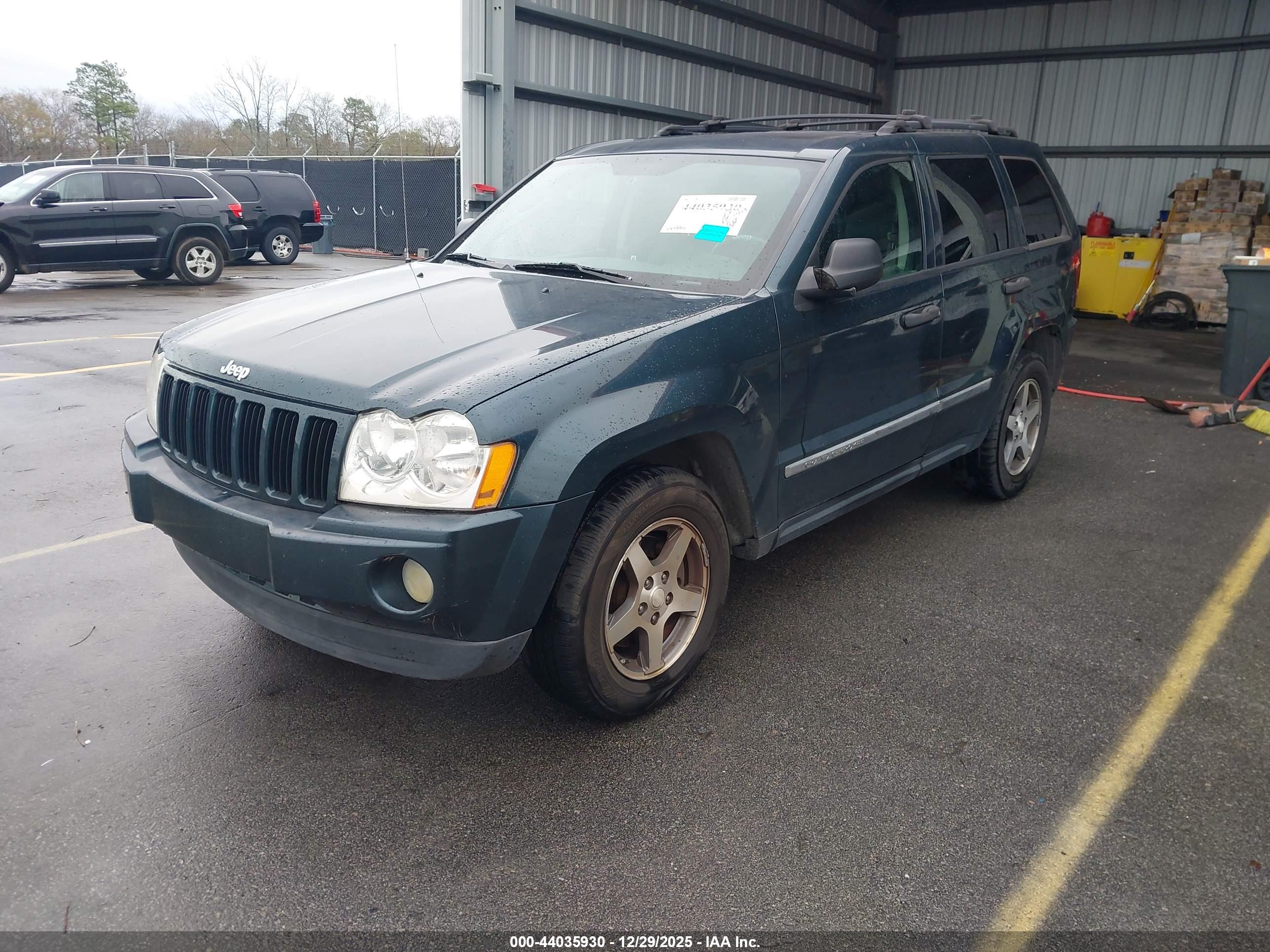 JEEP GRAND image 2