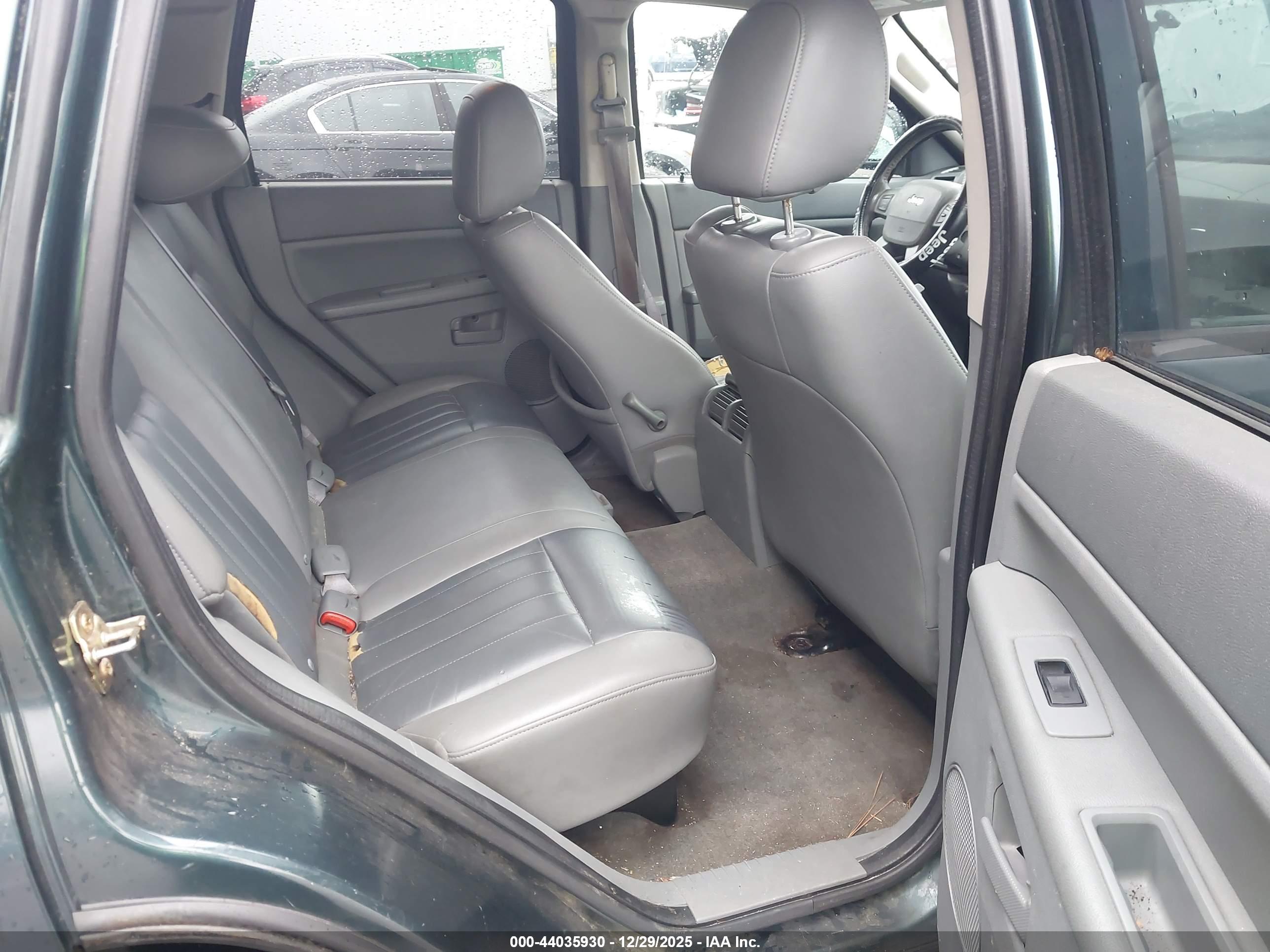 JEEP GRAND image 8