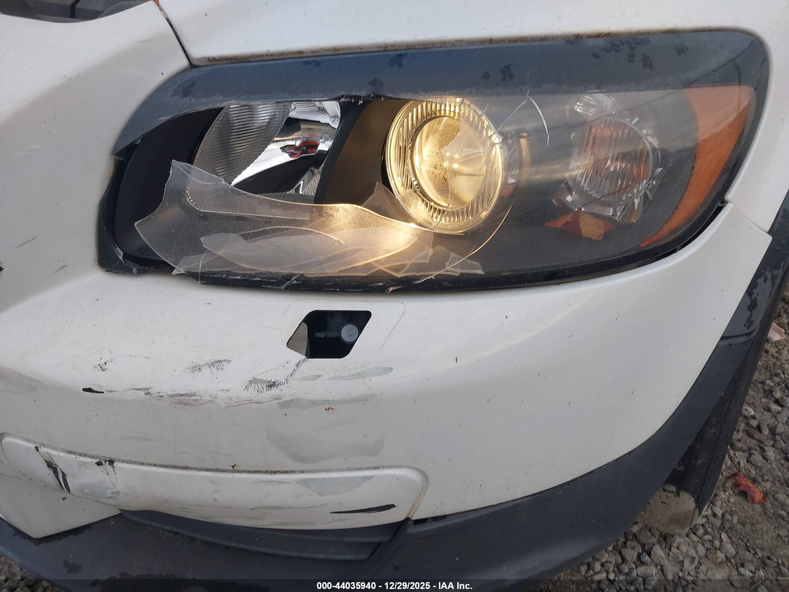 VOLVO C30 image 6