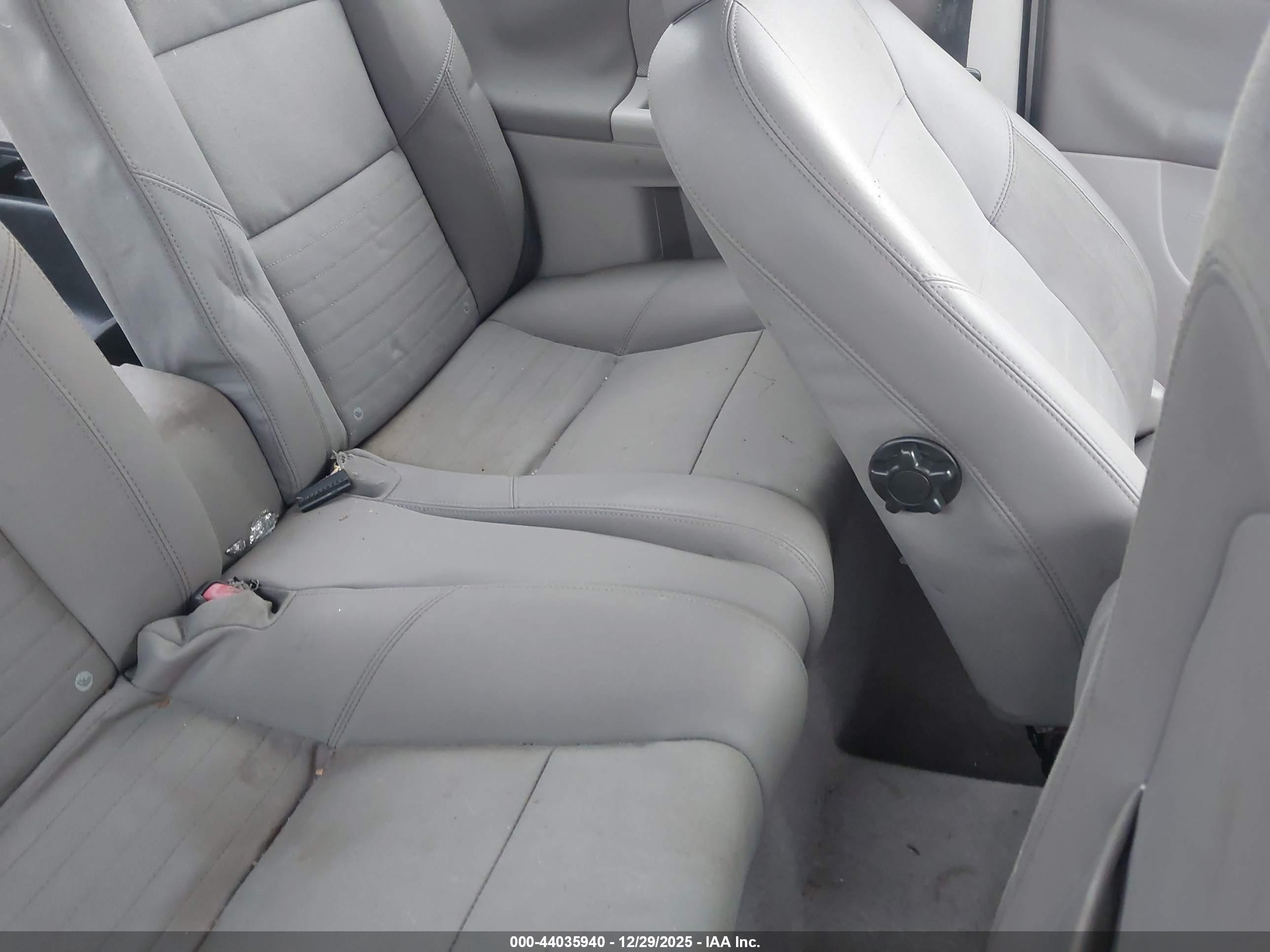 VOLVO C30 image 8