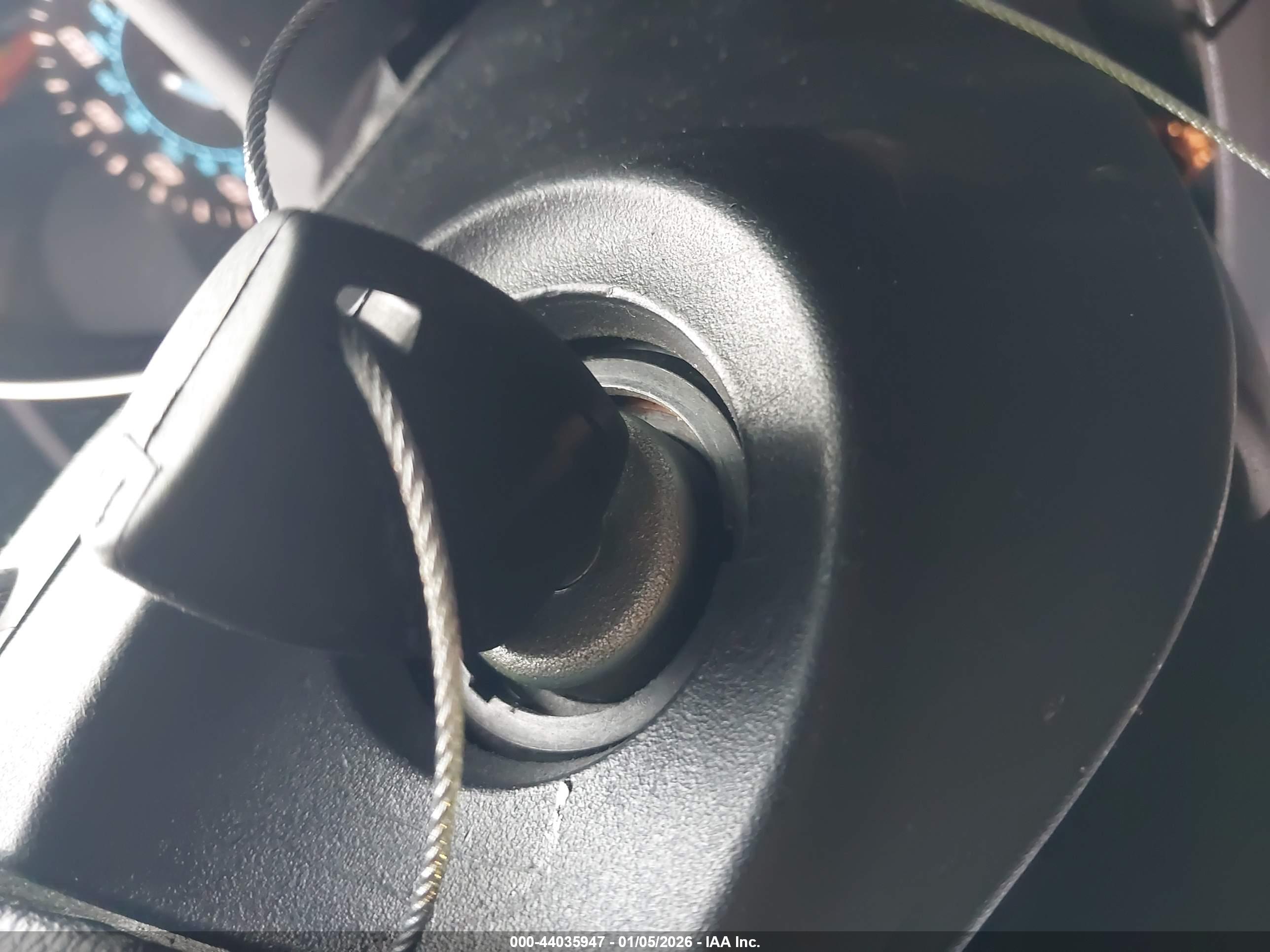 FORD ESCAPE image 11
