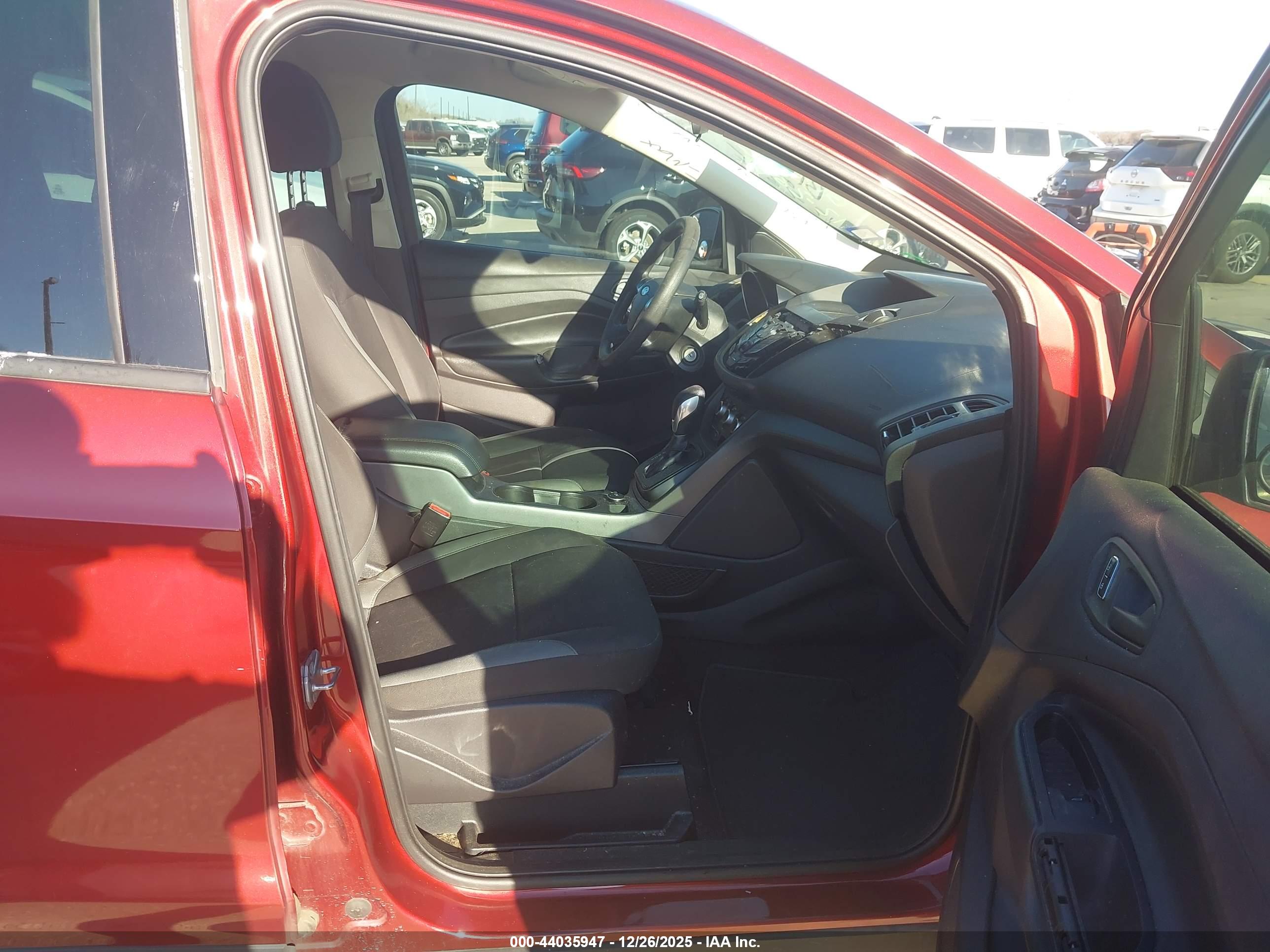 FORD ESCAPE image 5