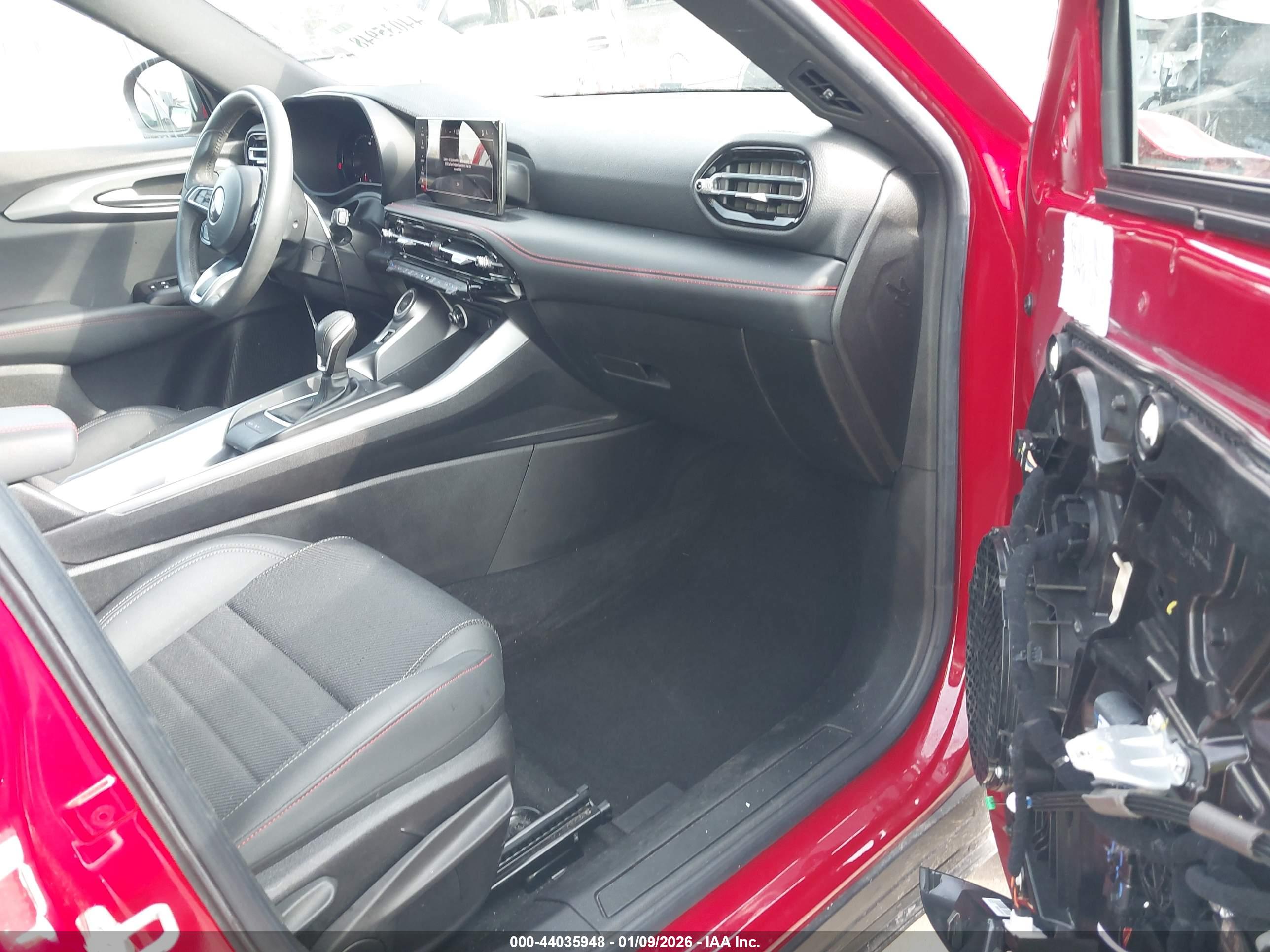 DODGE HORNET image 5