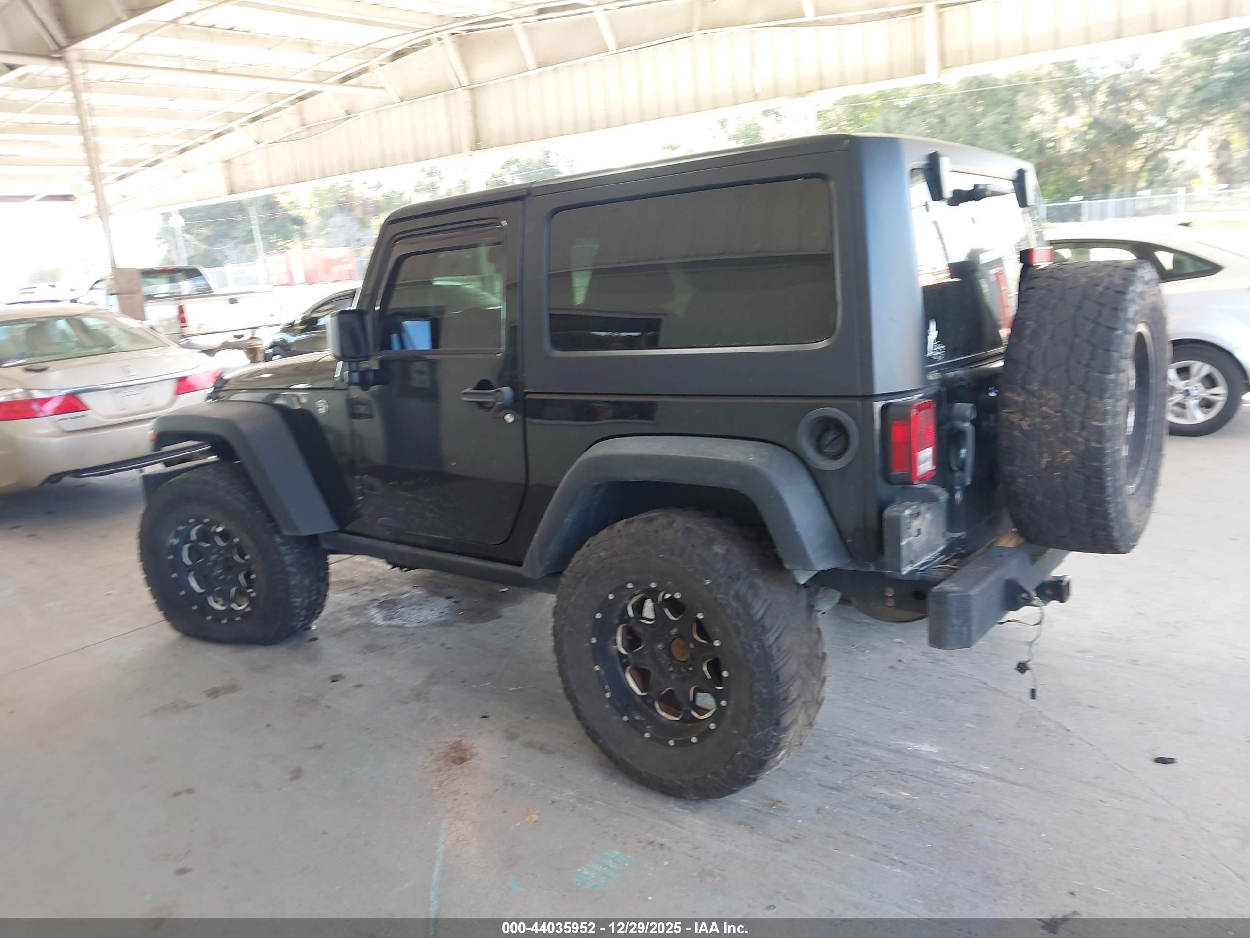 JEEP WRANGLER image 3