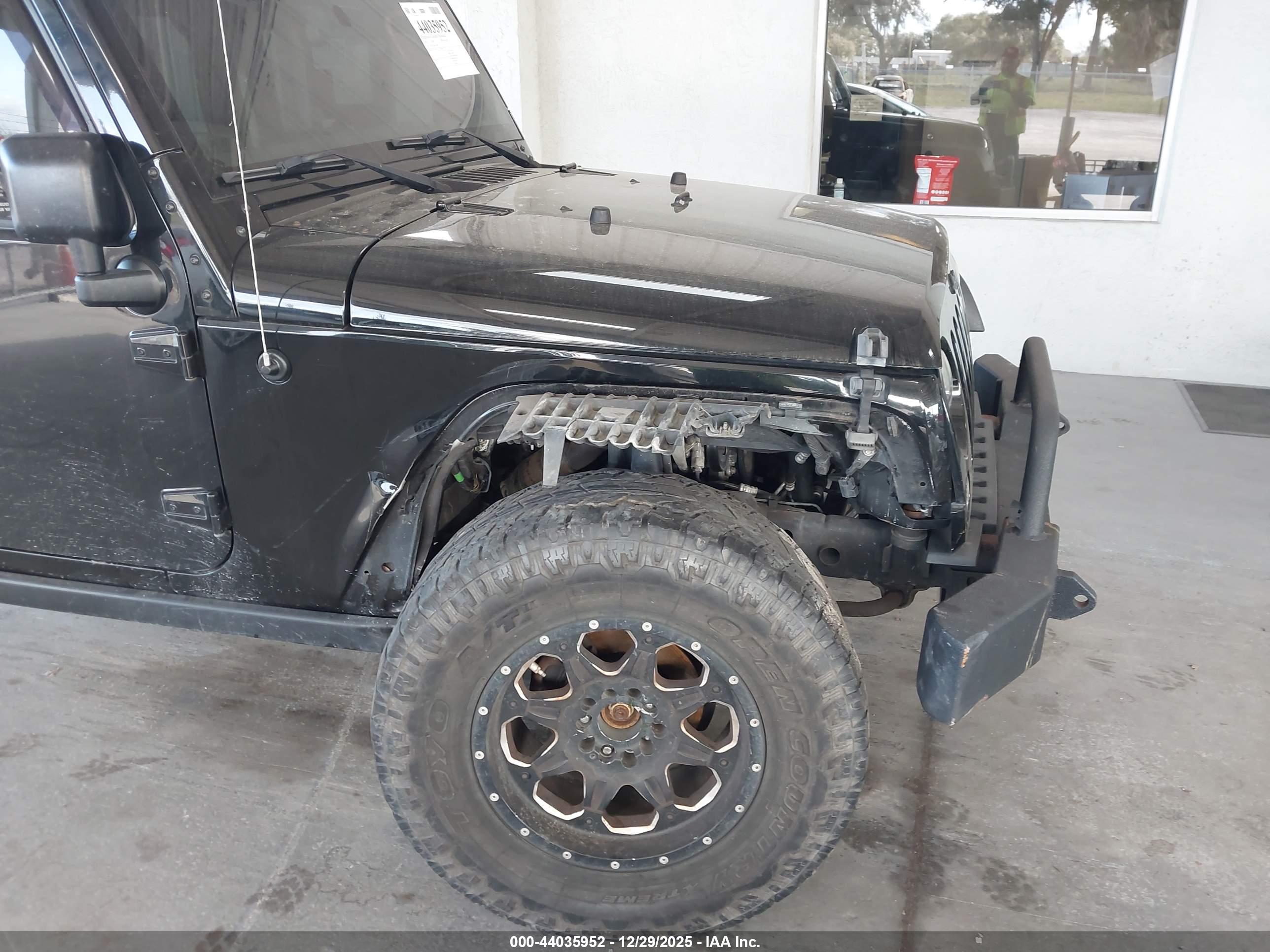 JEEP WRANGLER image 6