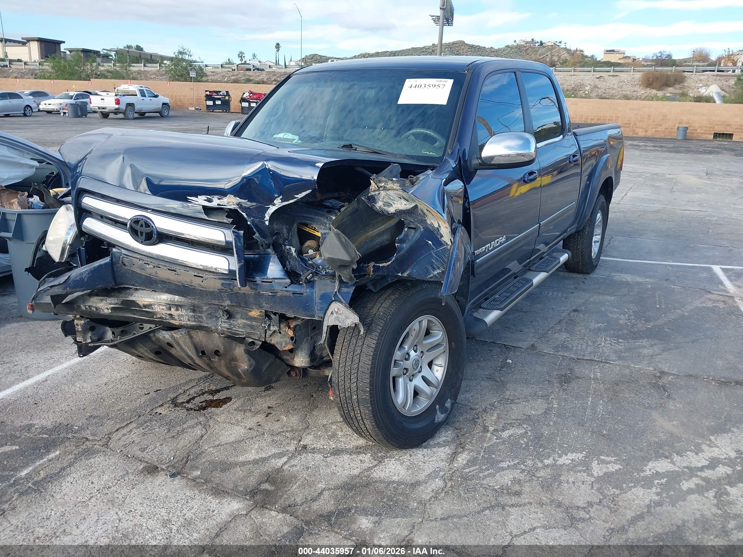 TOYOTA TUNDRA image 2