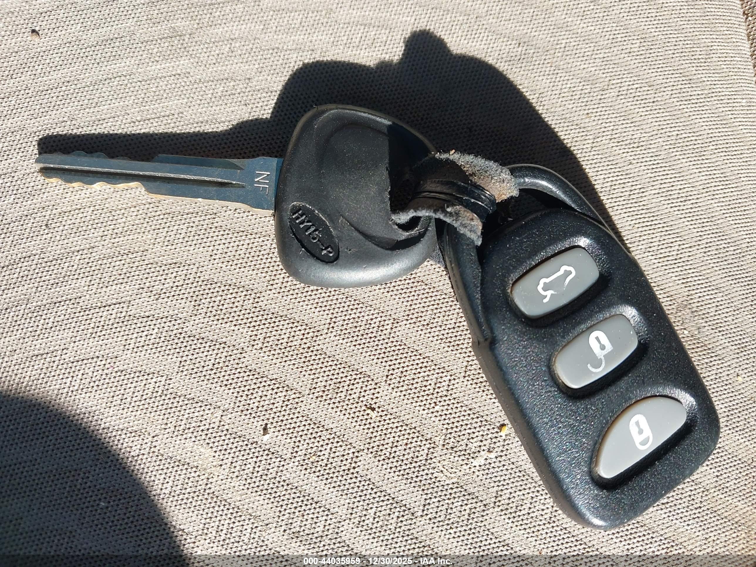 HYUNDAI ELANTRA image 11