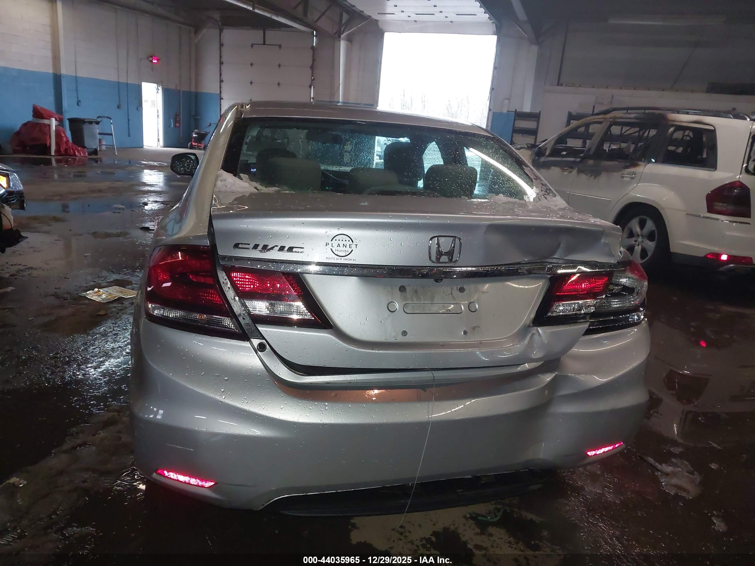 HONDA CIVIC image 6