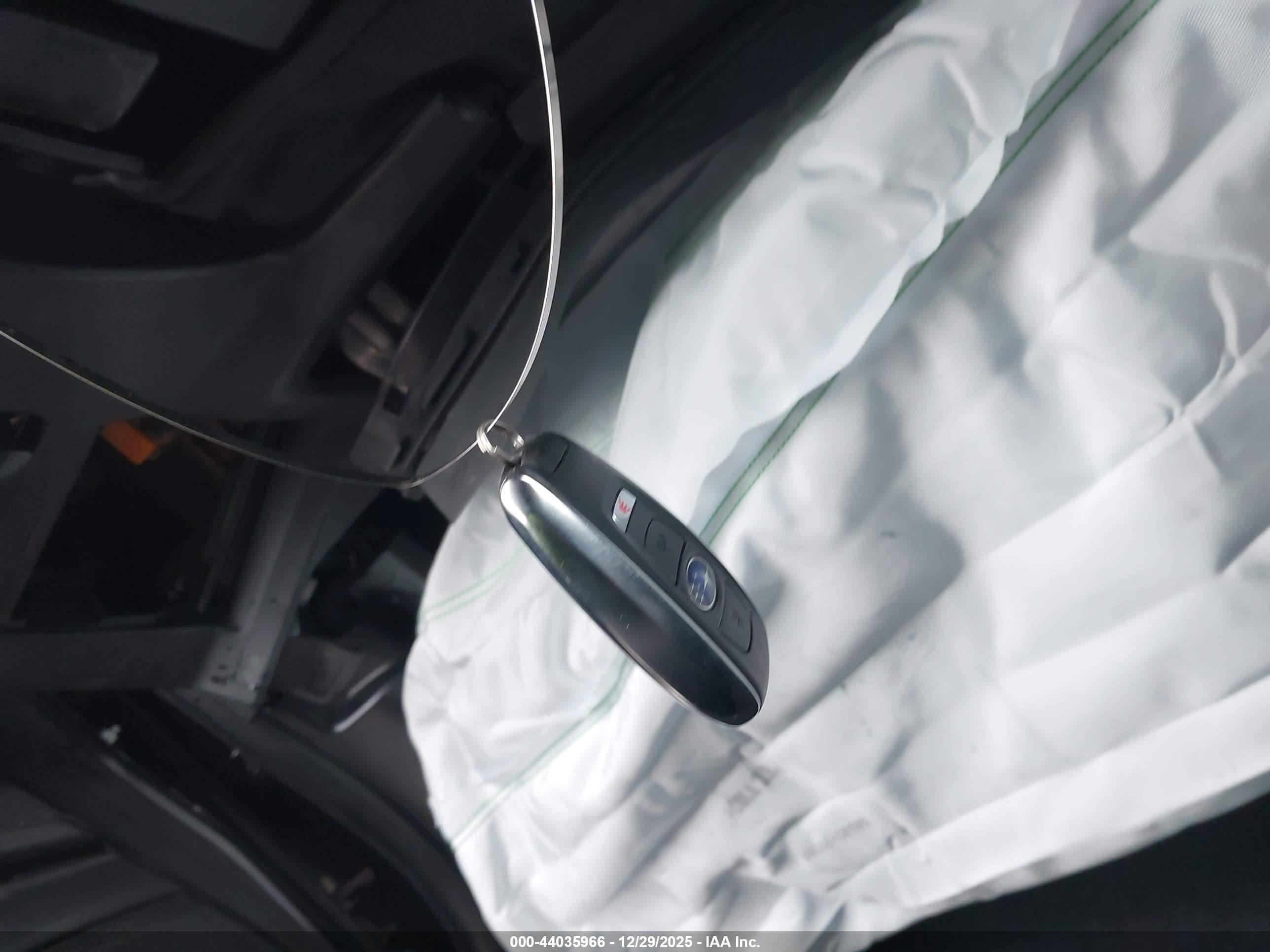 SUBARU FORESTER image 11