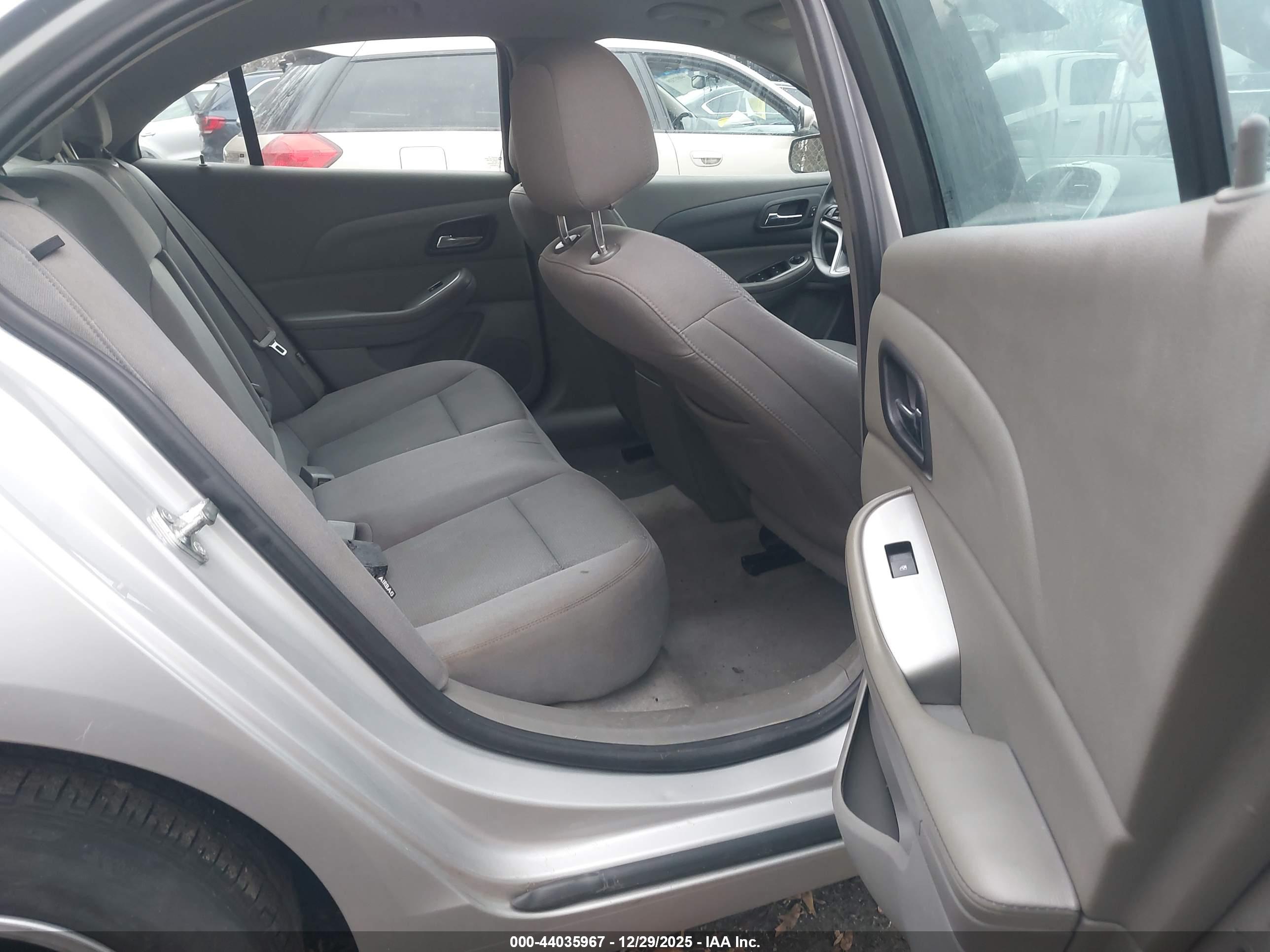 CHEVROLET MALIBU image 8