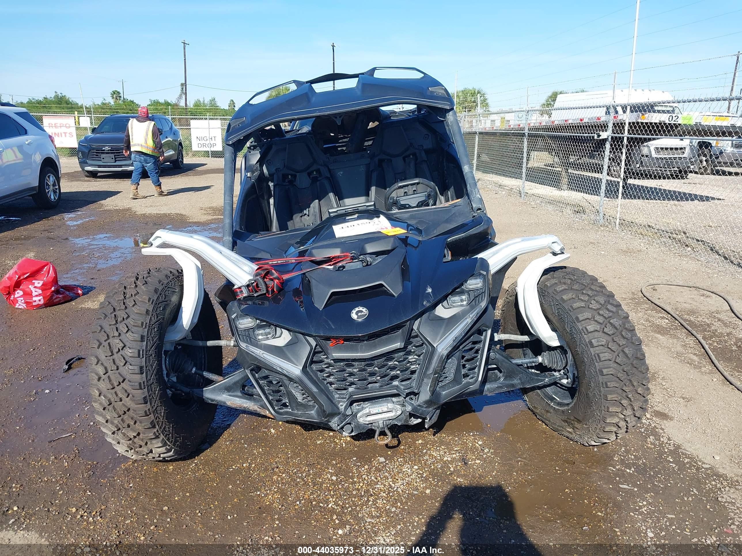 CAN-AM MAVERICK image 5