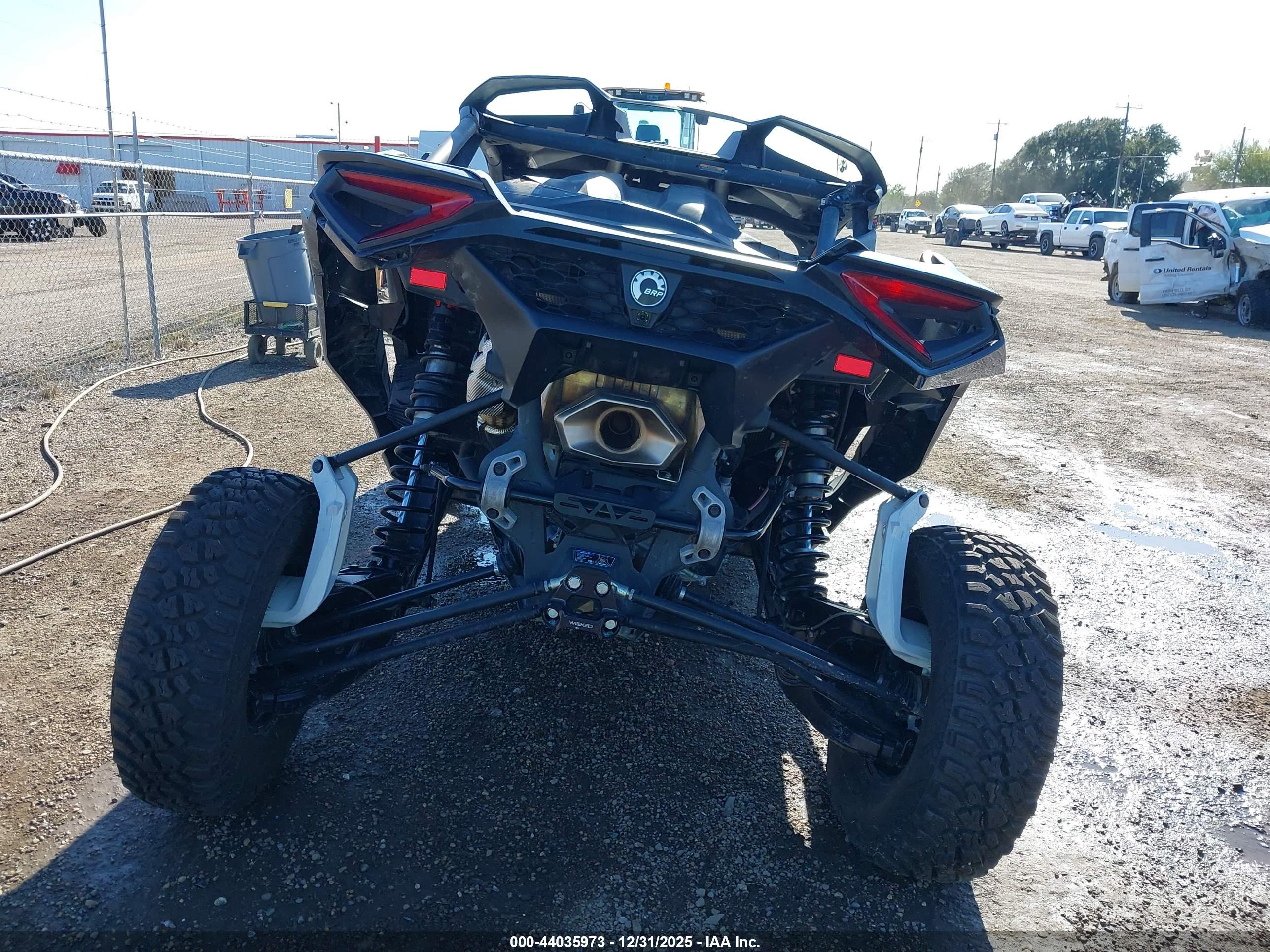 CAN-AM MAVERICK image 6
