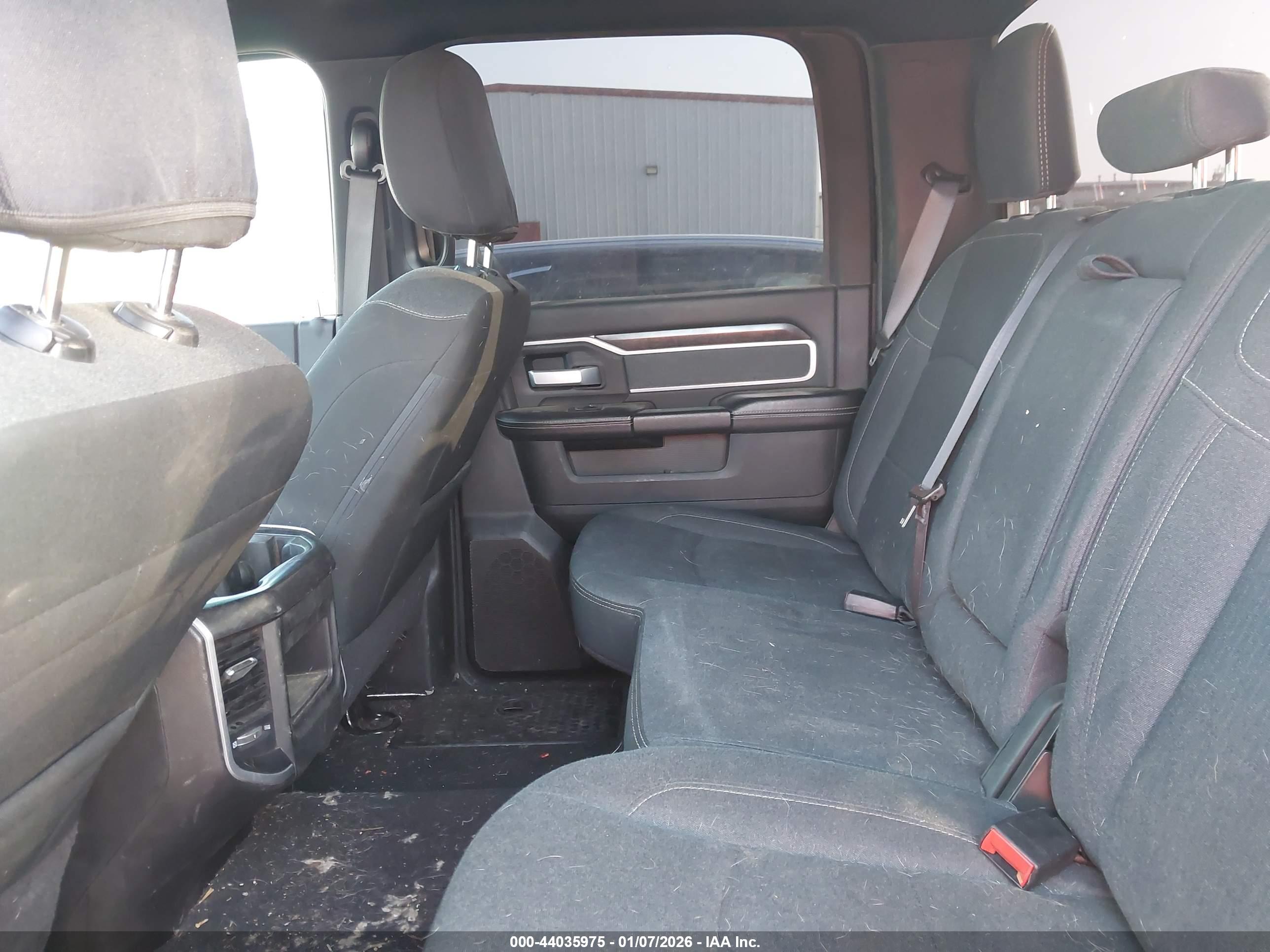 RAM 3500 image 7
