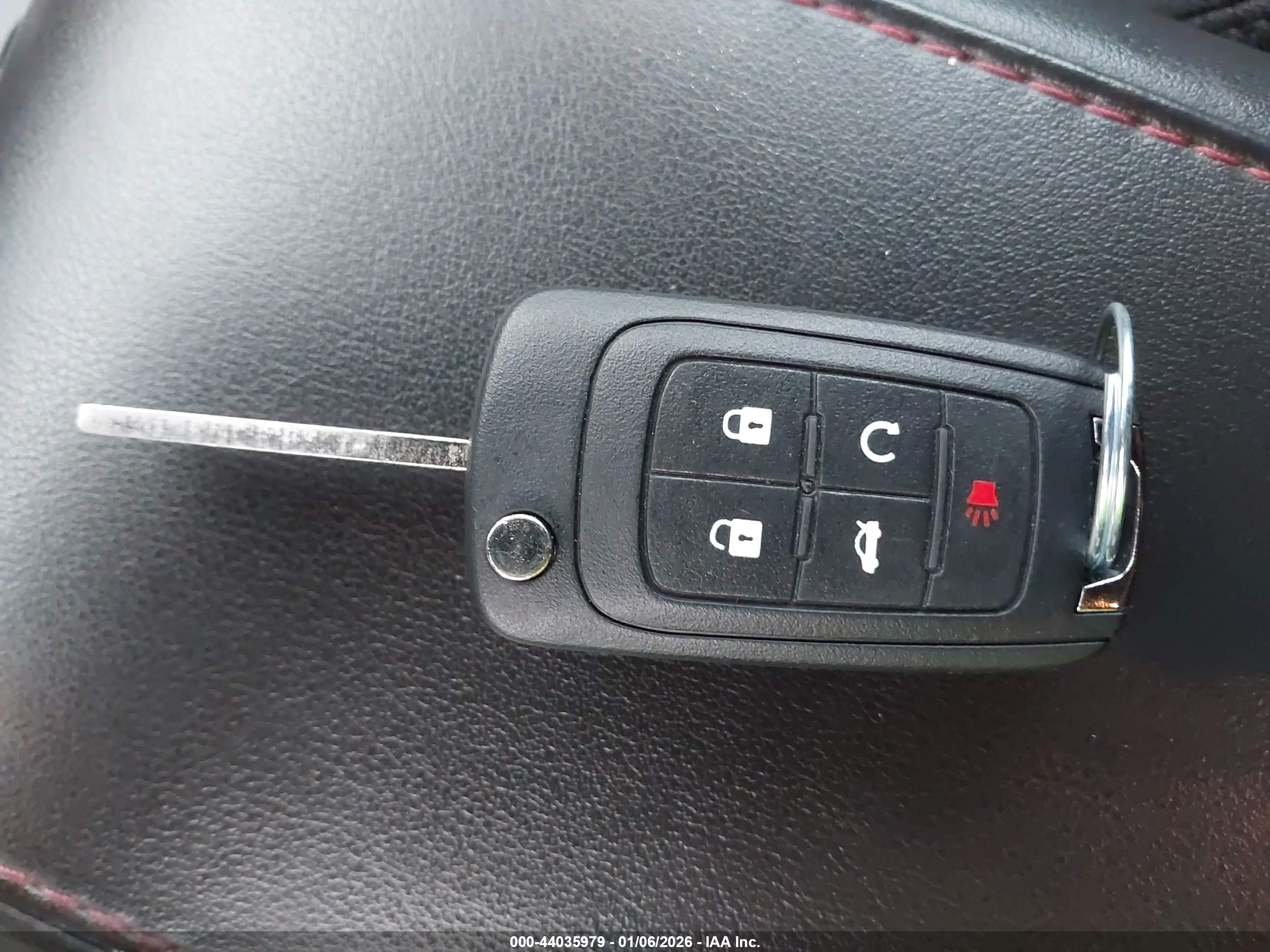 CHEVROLET EQUINOX image 11