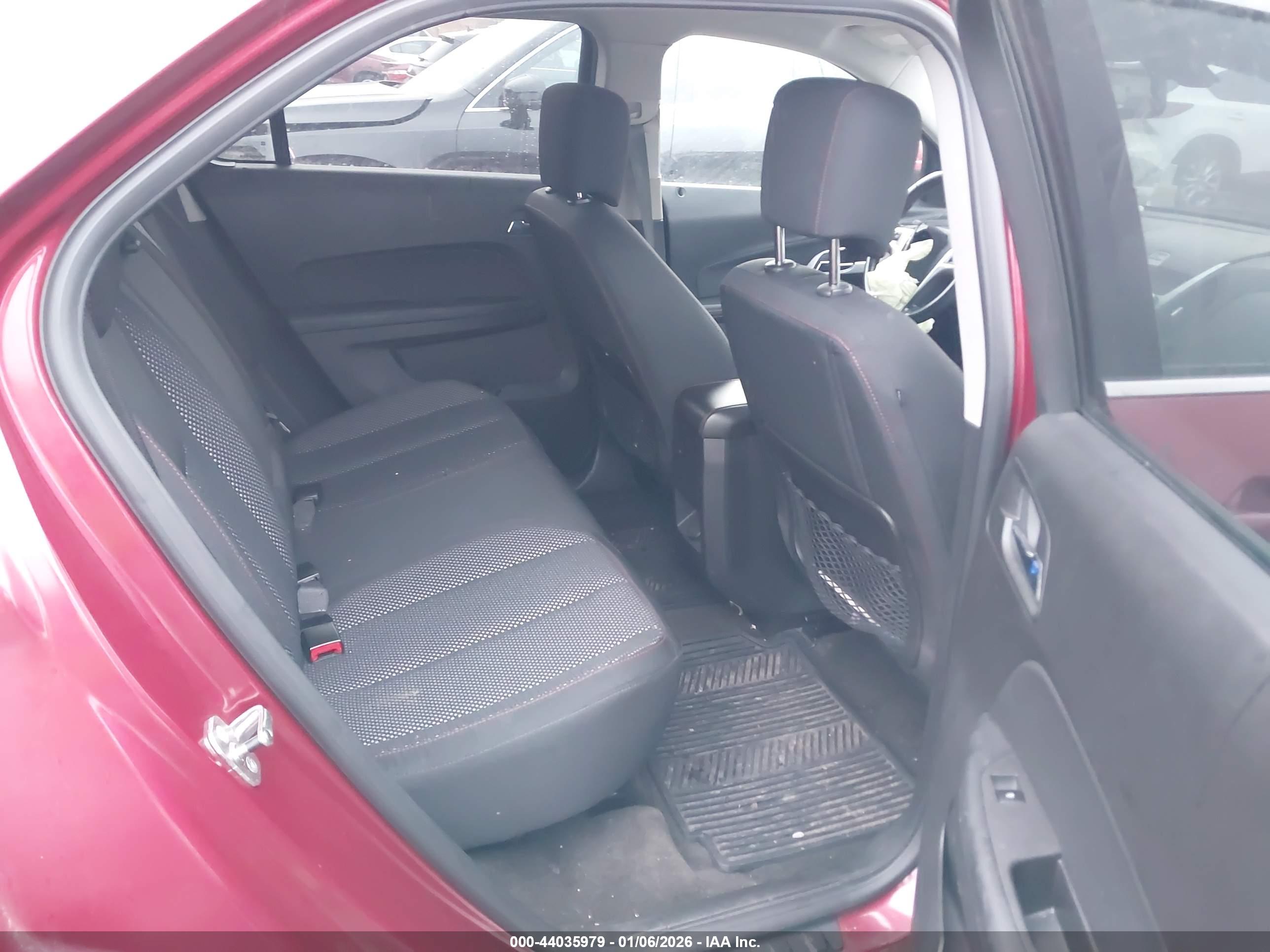 CHEVROLET EQUINOX image 8