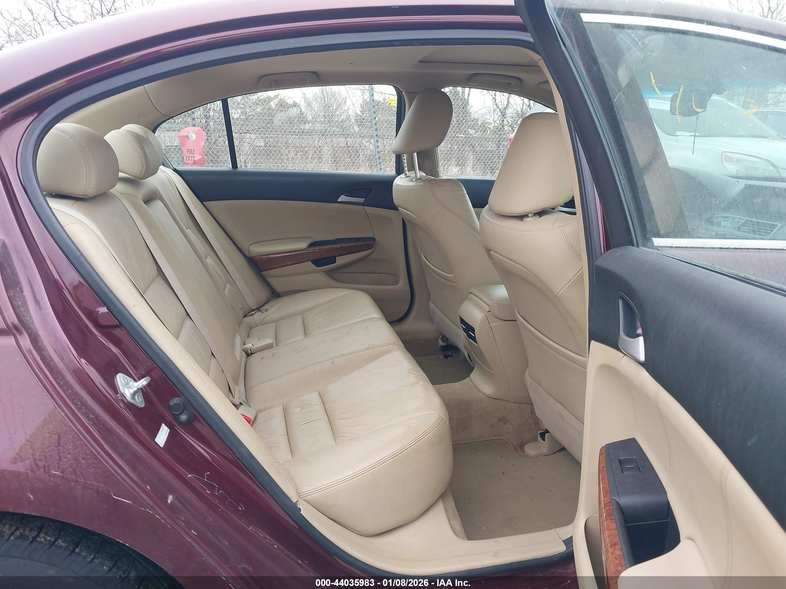 HONDA ACCORD image 8