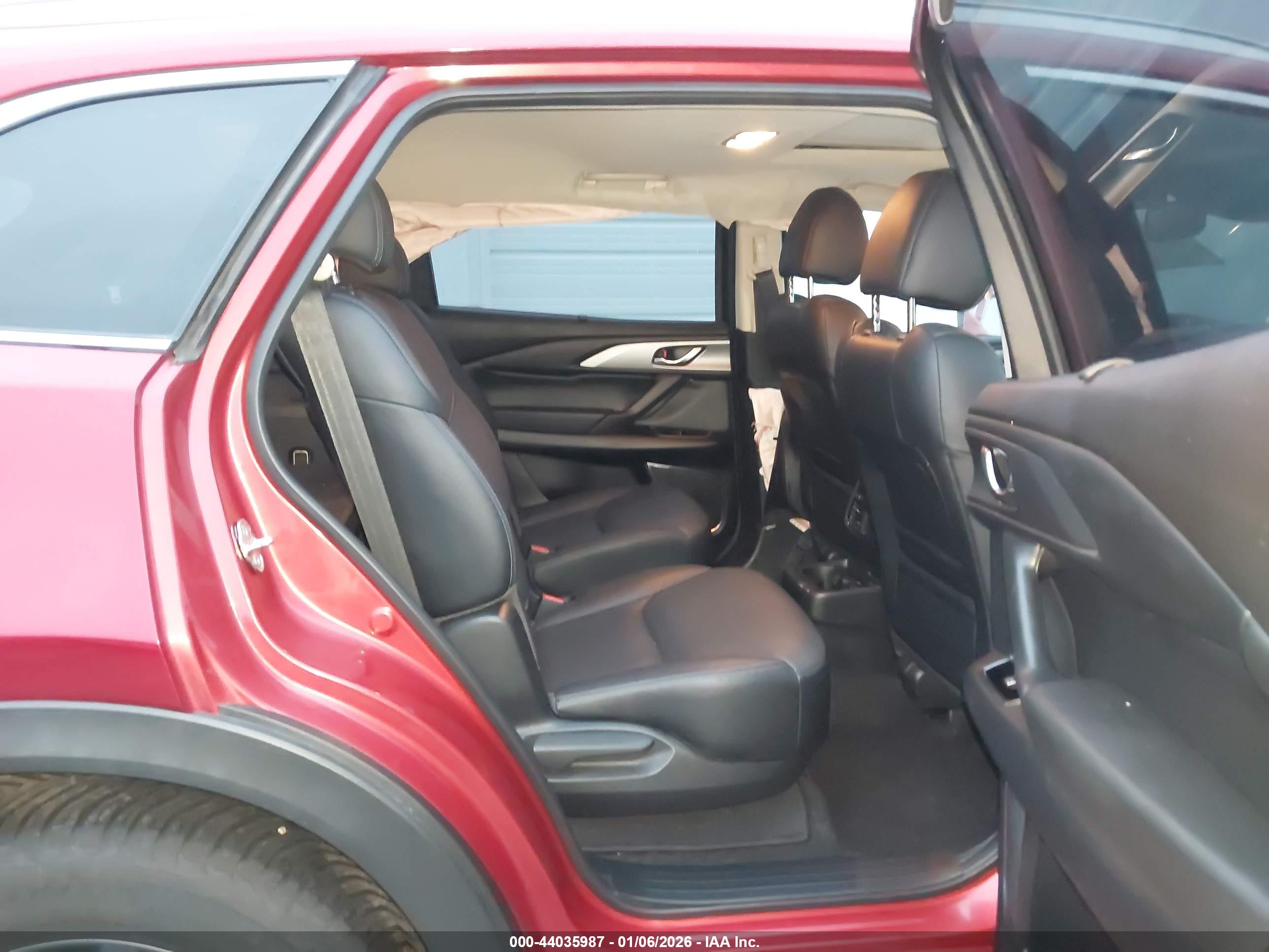 MAZDA CX-9 image 8