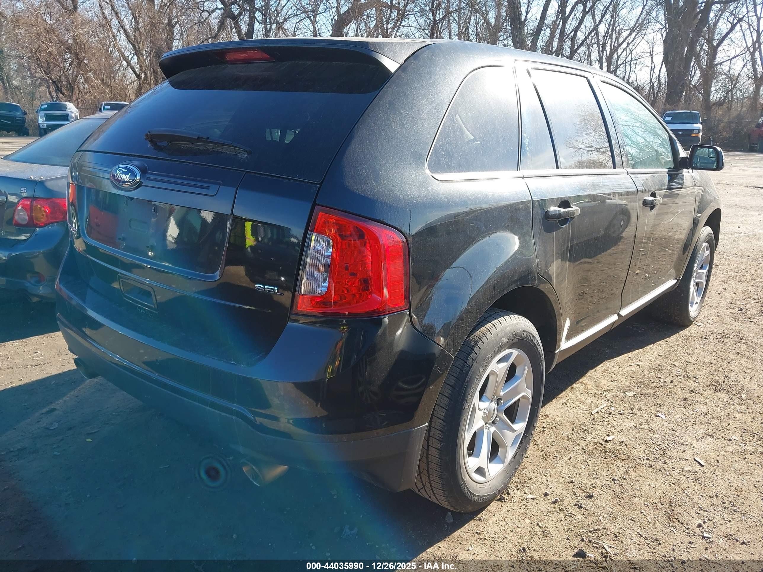 FORD EDGE image 4