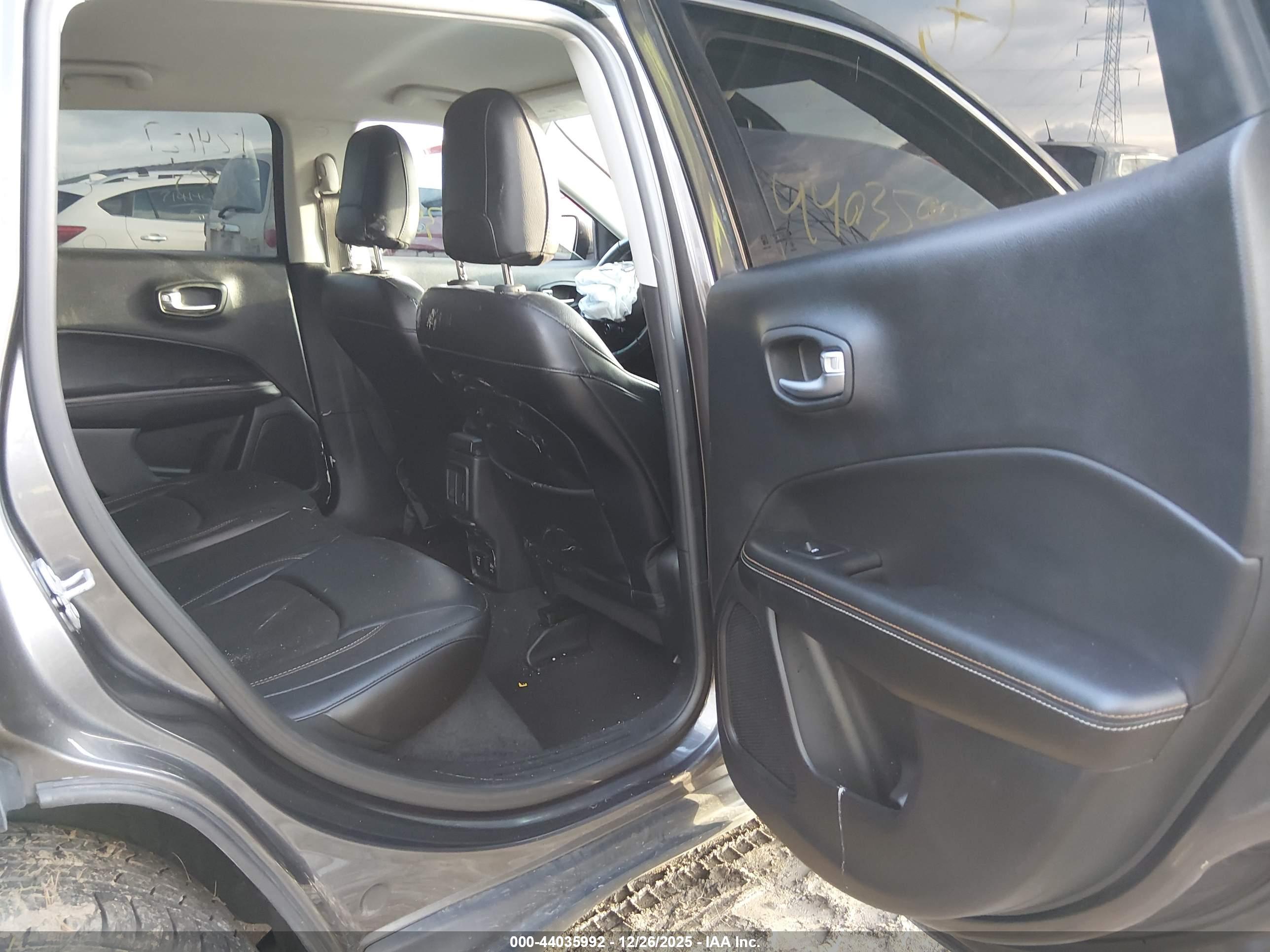 JEEP COMPASS image 8