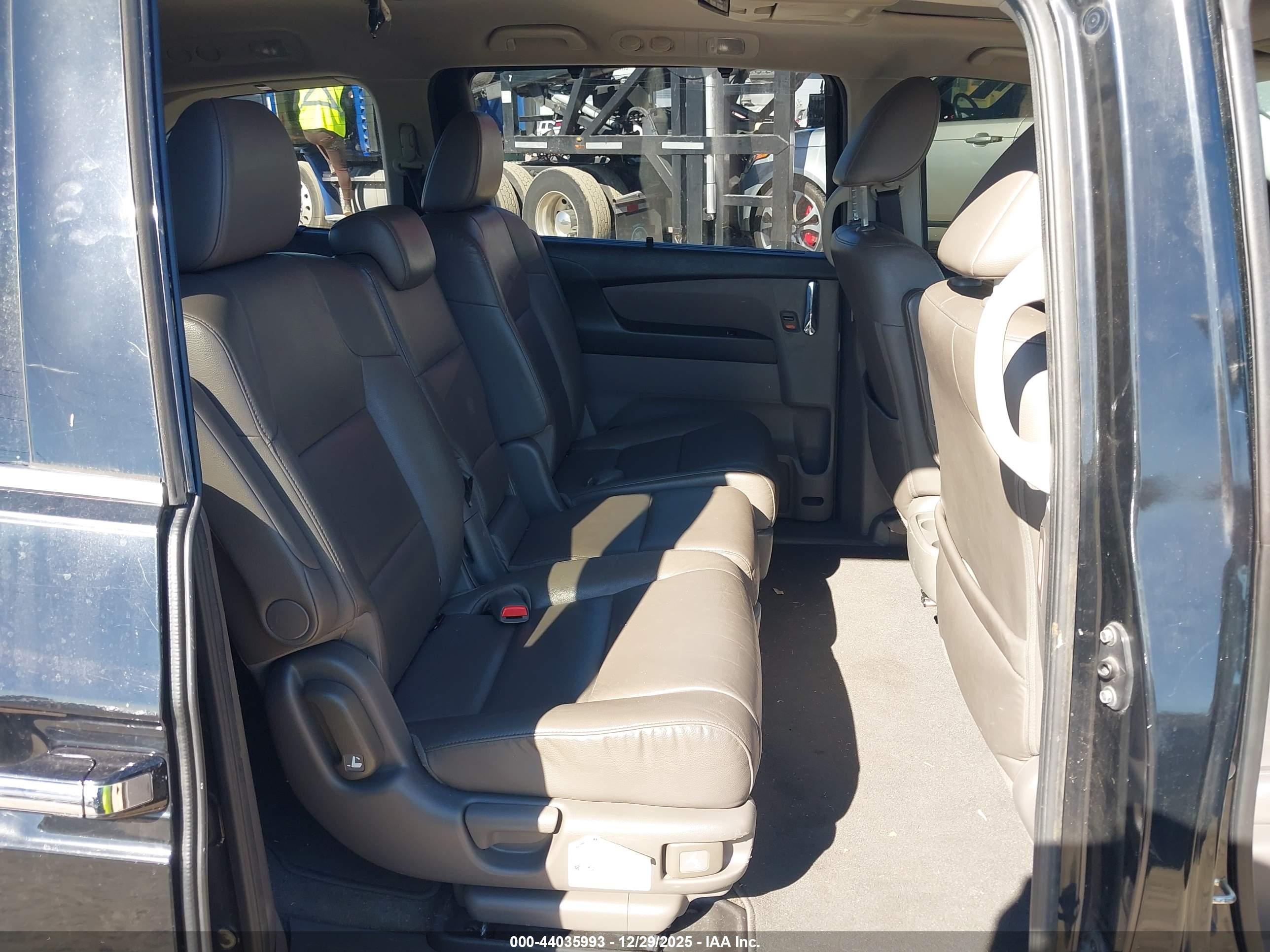 HONDA ODYSSEY image 8