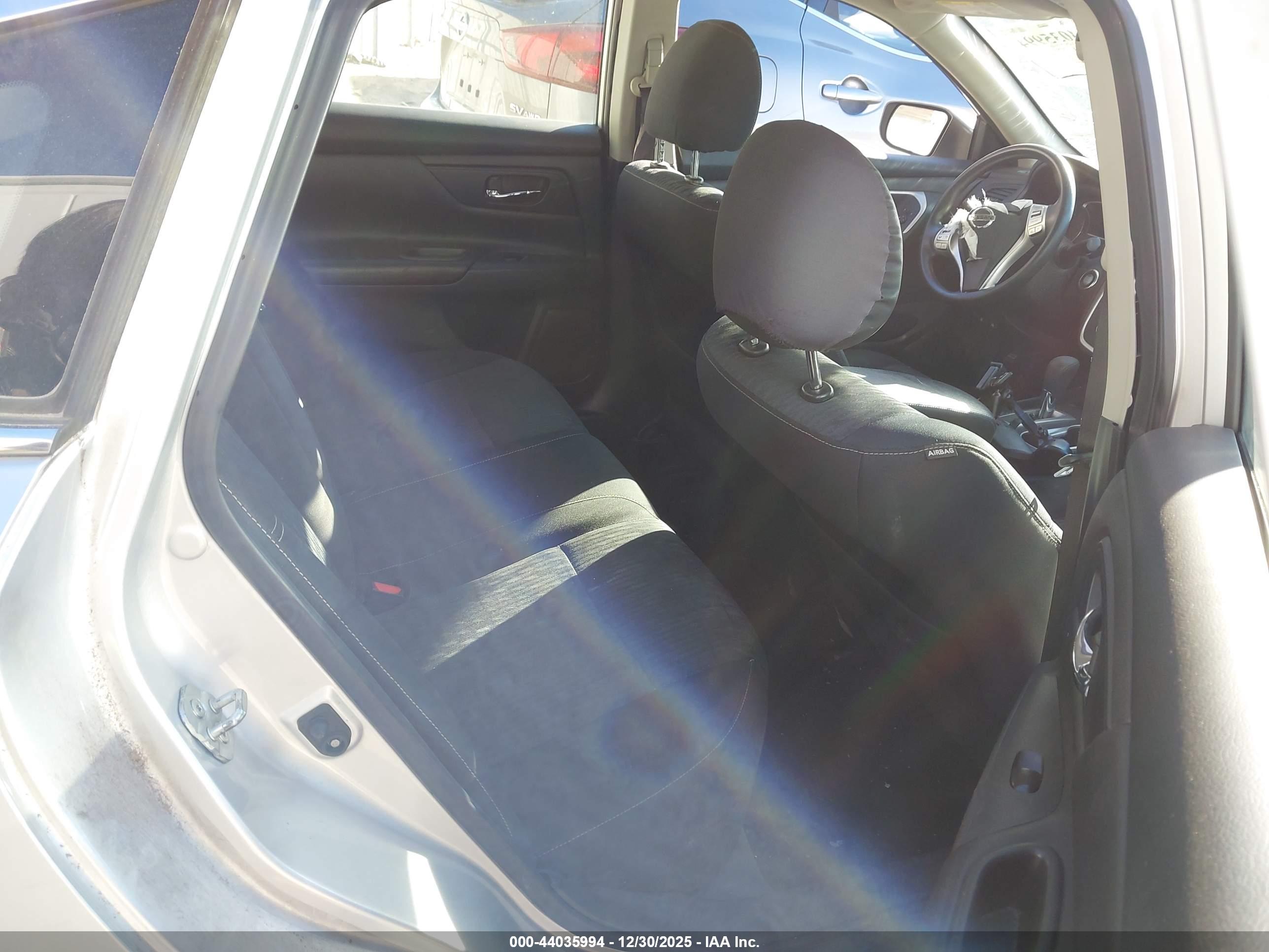NISSAN ALTIMA image 8