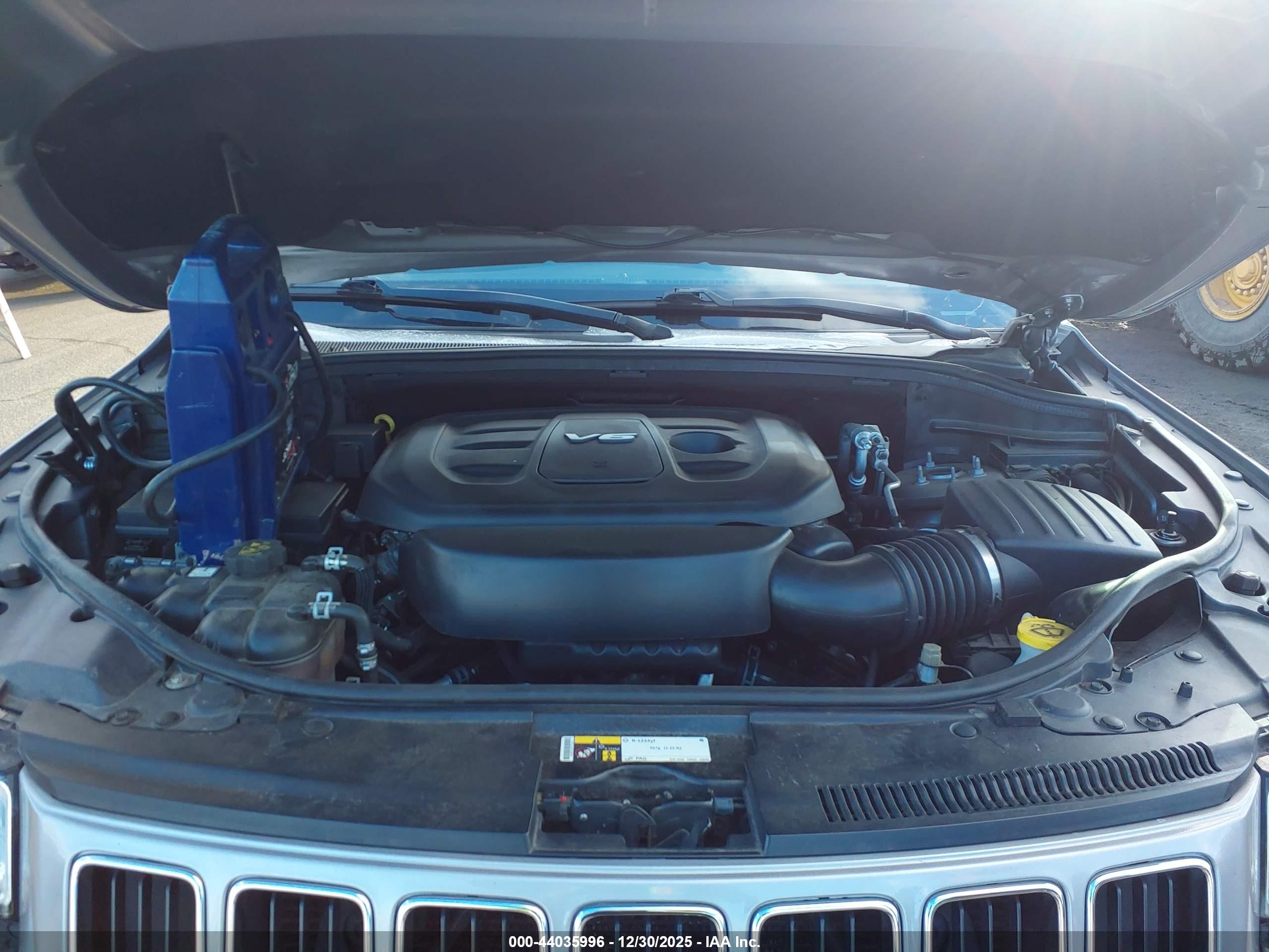 JEEP GRAND image 10