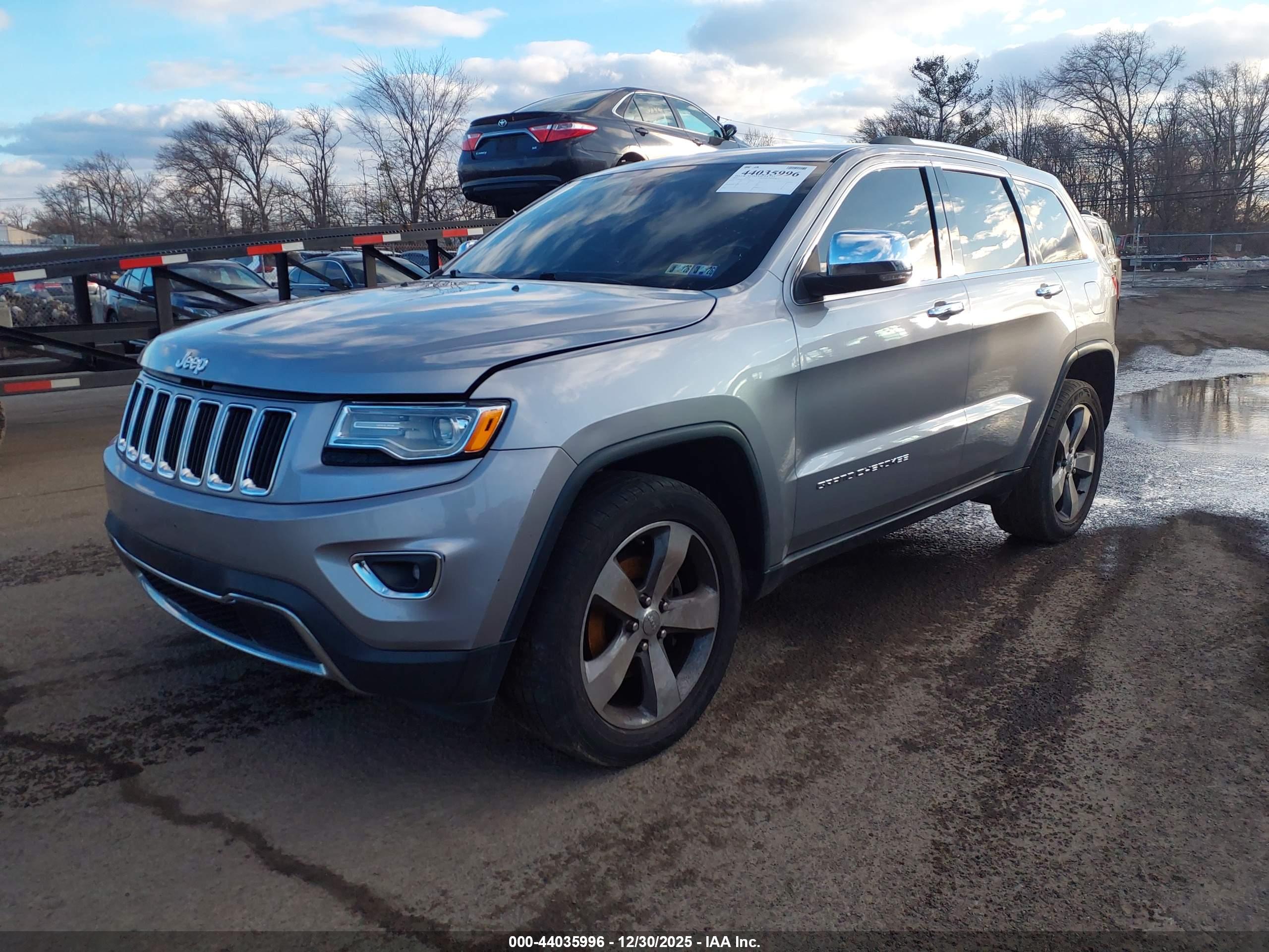 JEEP GRAND image 2