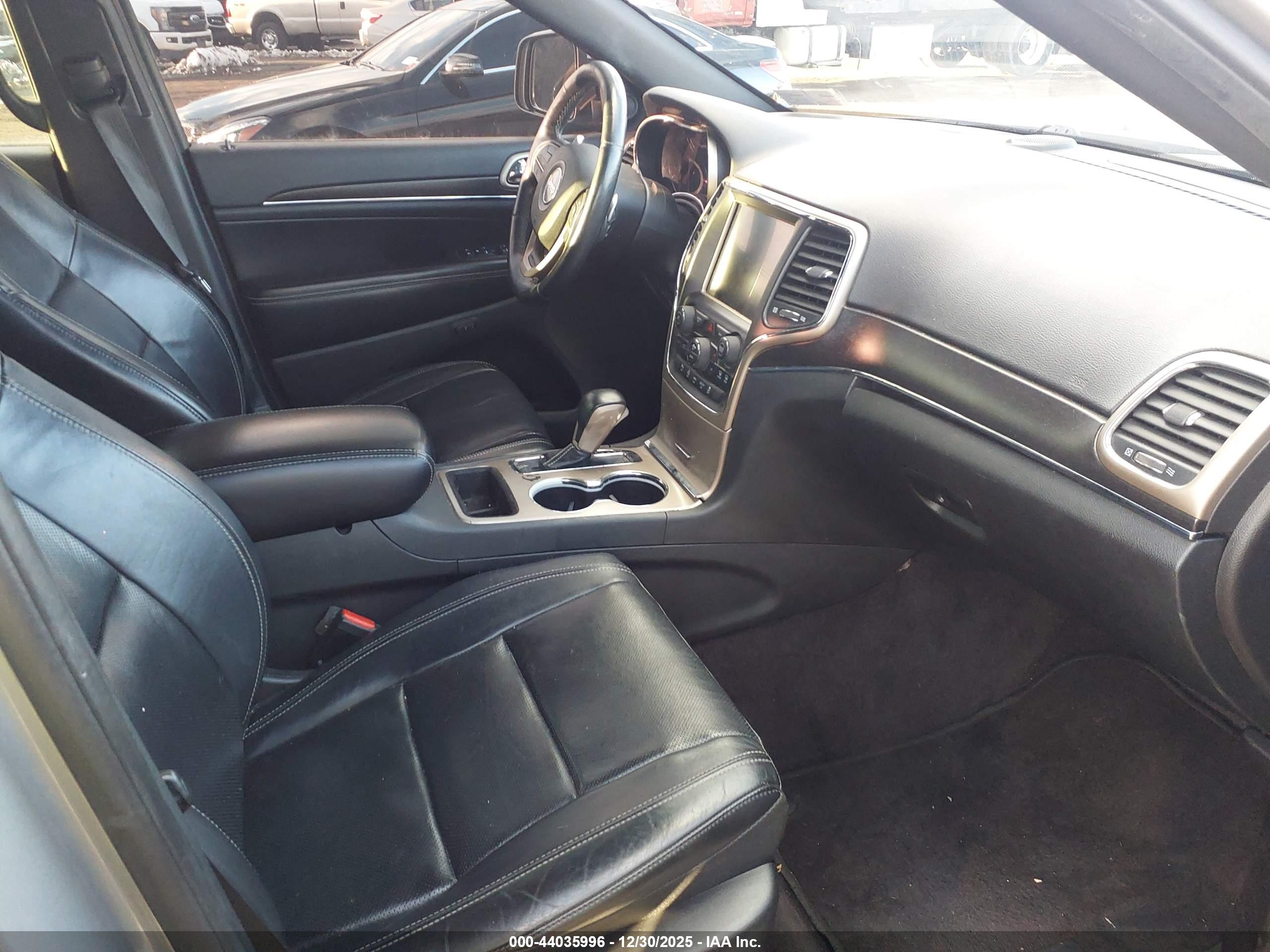 JEEP GRAND image 5