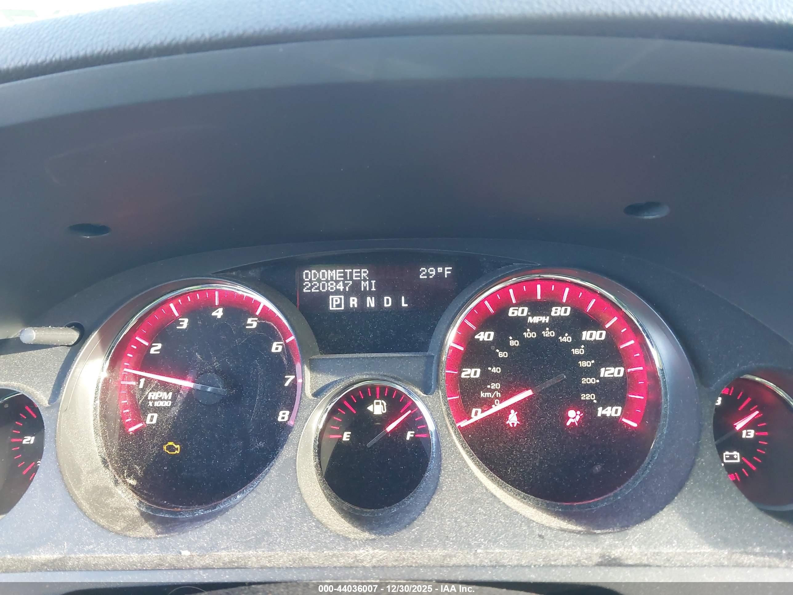 GMC ACADIA image 7