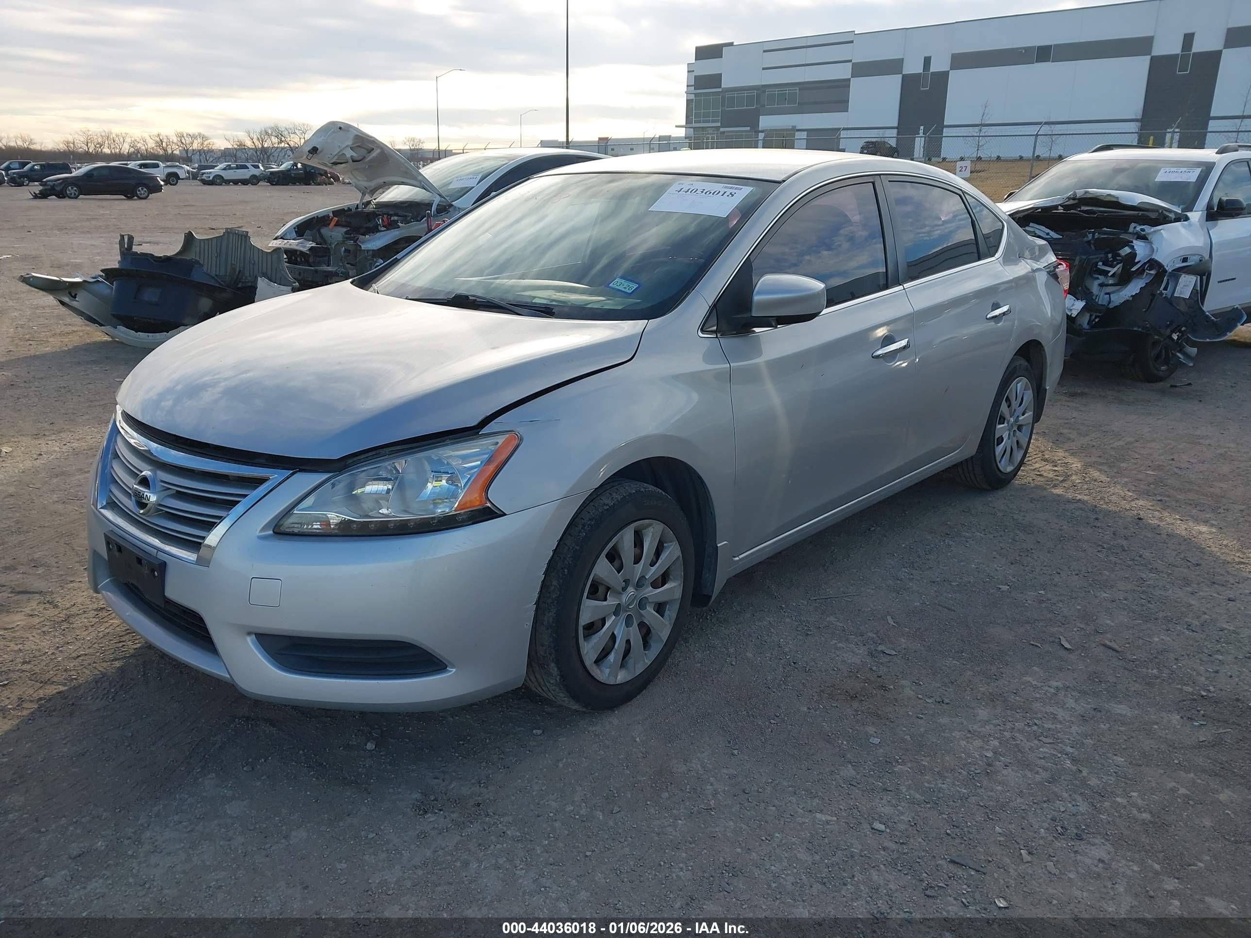 NISSAN SENTRA image 2