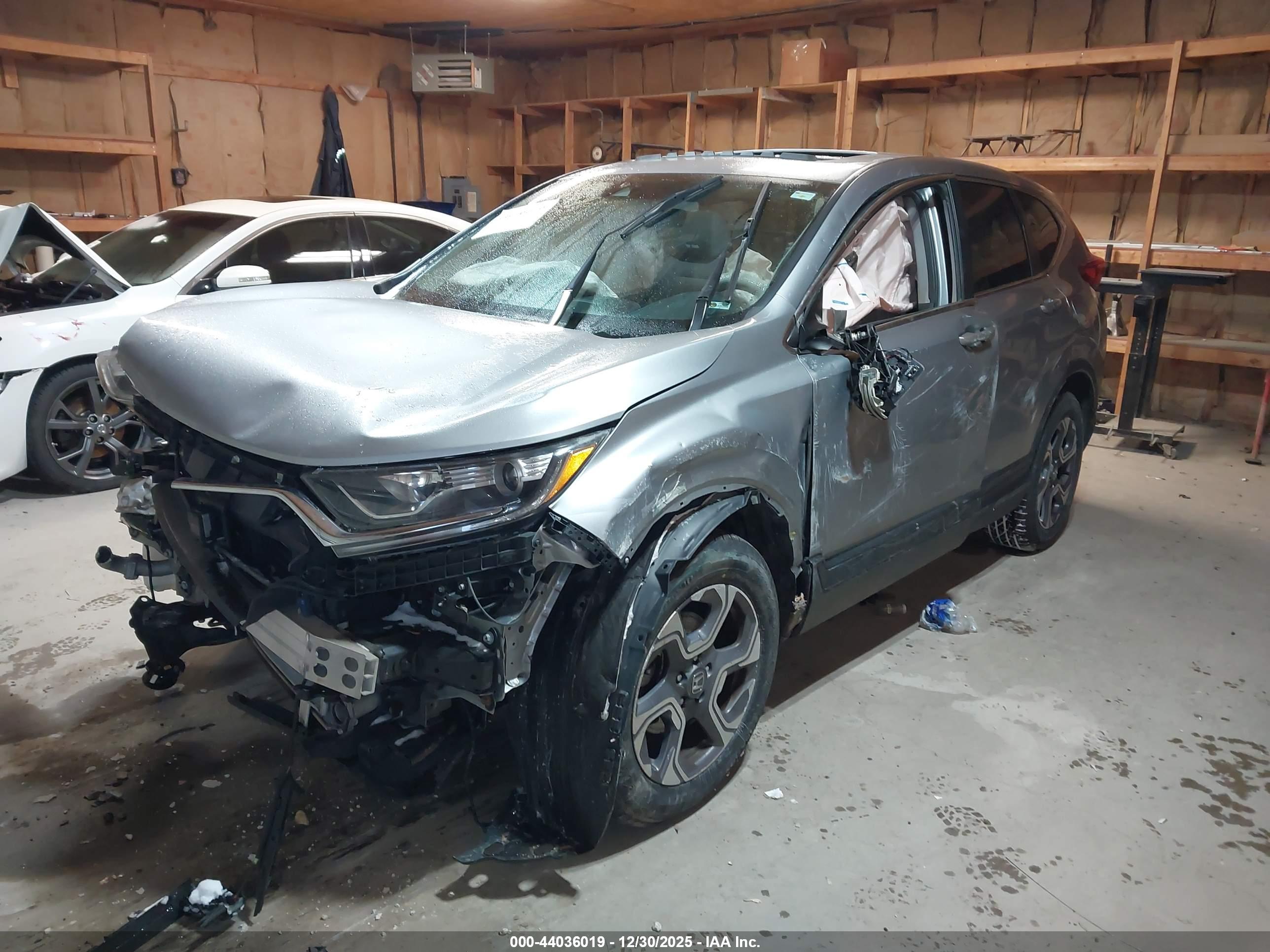 HONDA CR-V image 2