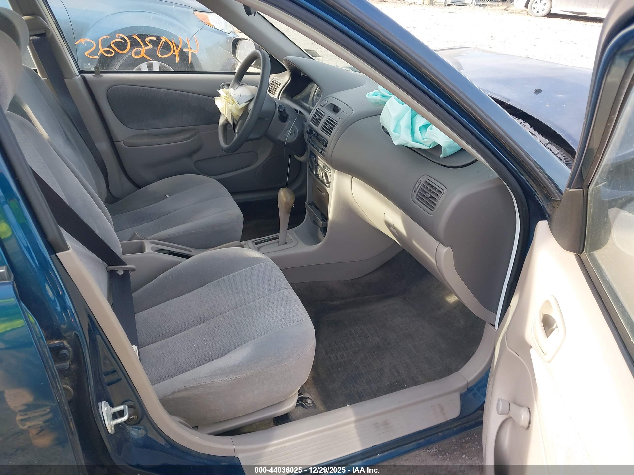 TOYOTA COROLLA image 5