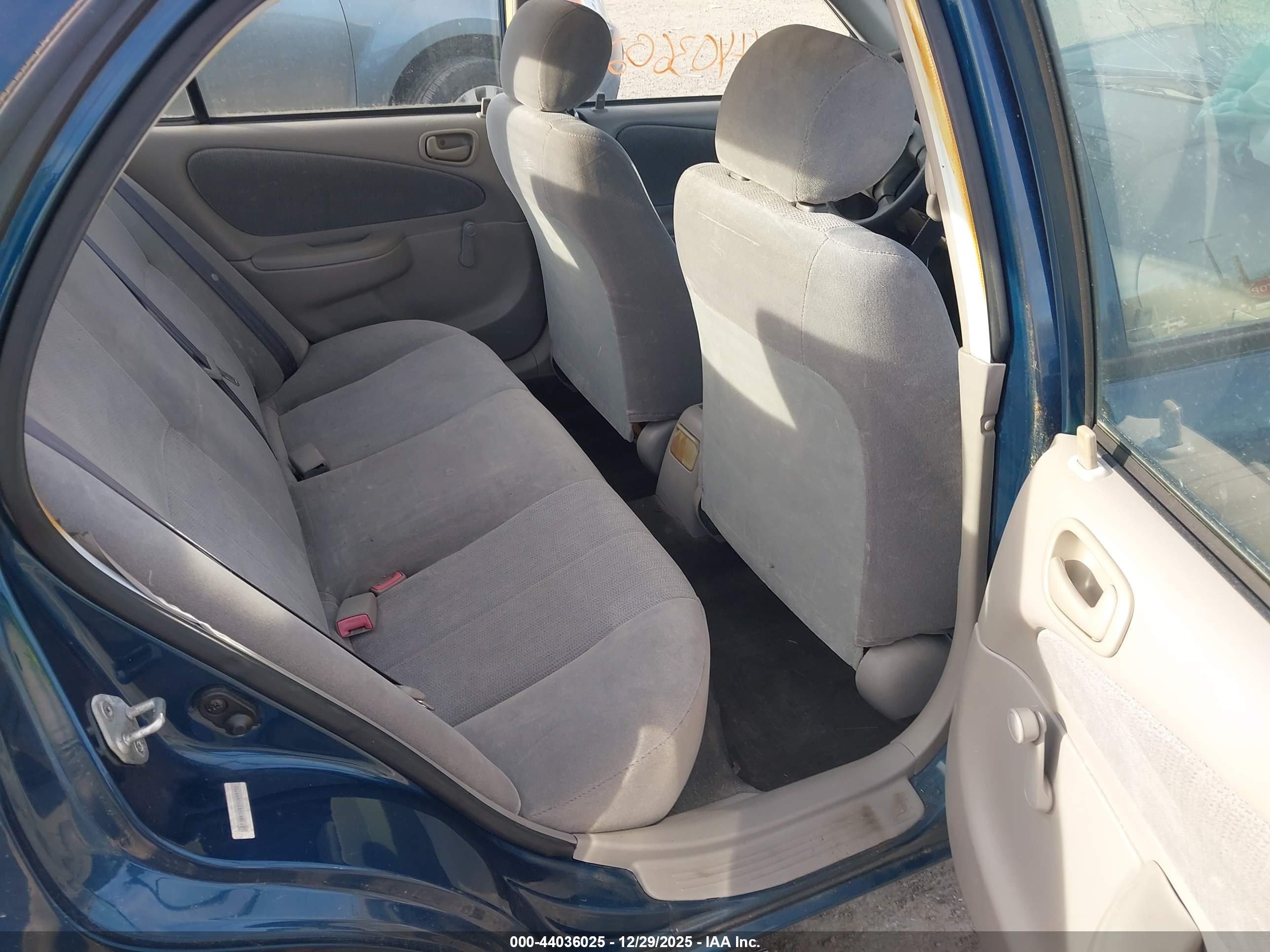 TOYOTA COROLLA image 8