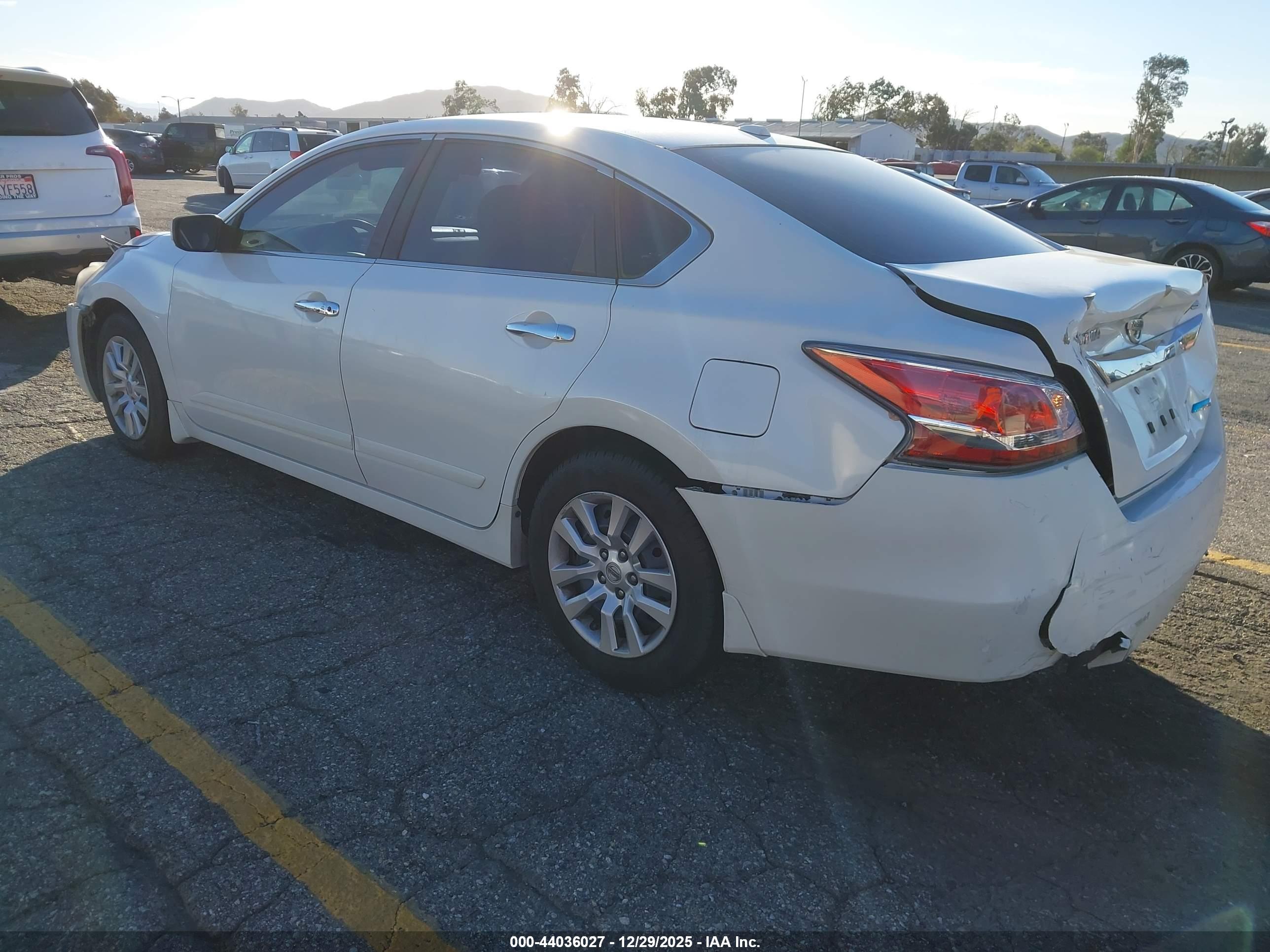 NISSAN ALTIMA image 3