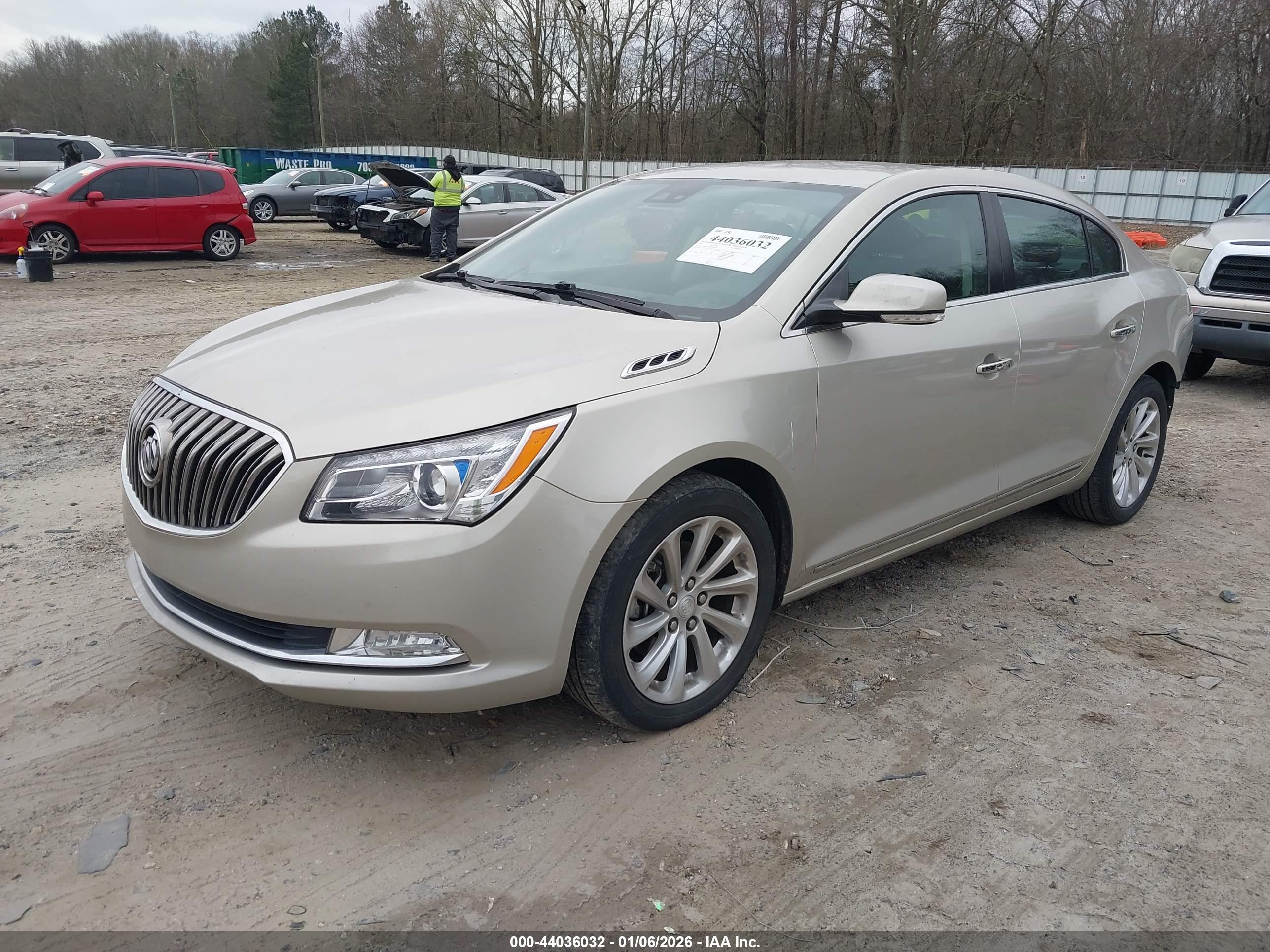 BUICK LACROSSE image 2
