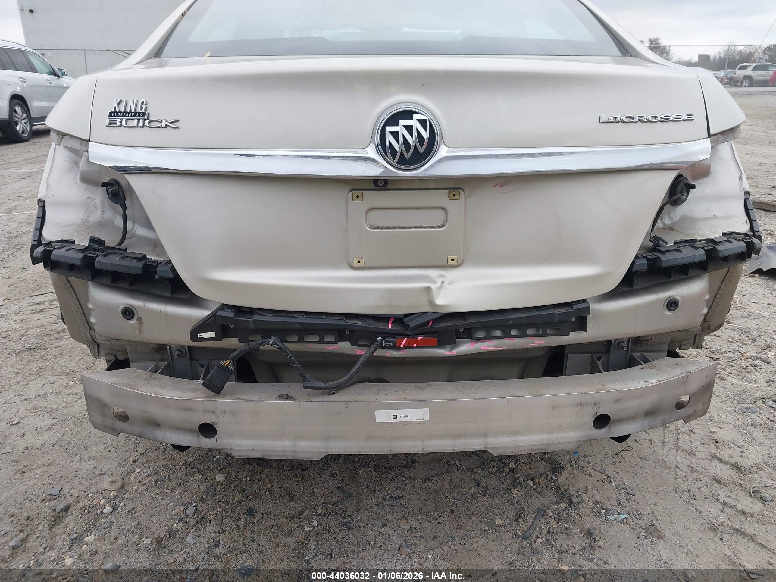 BUICK LACROSSE image 6
