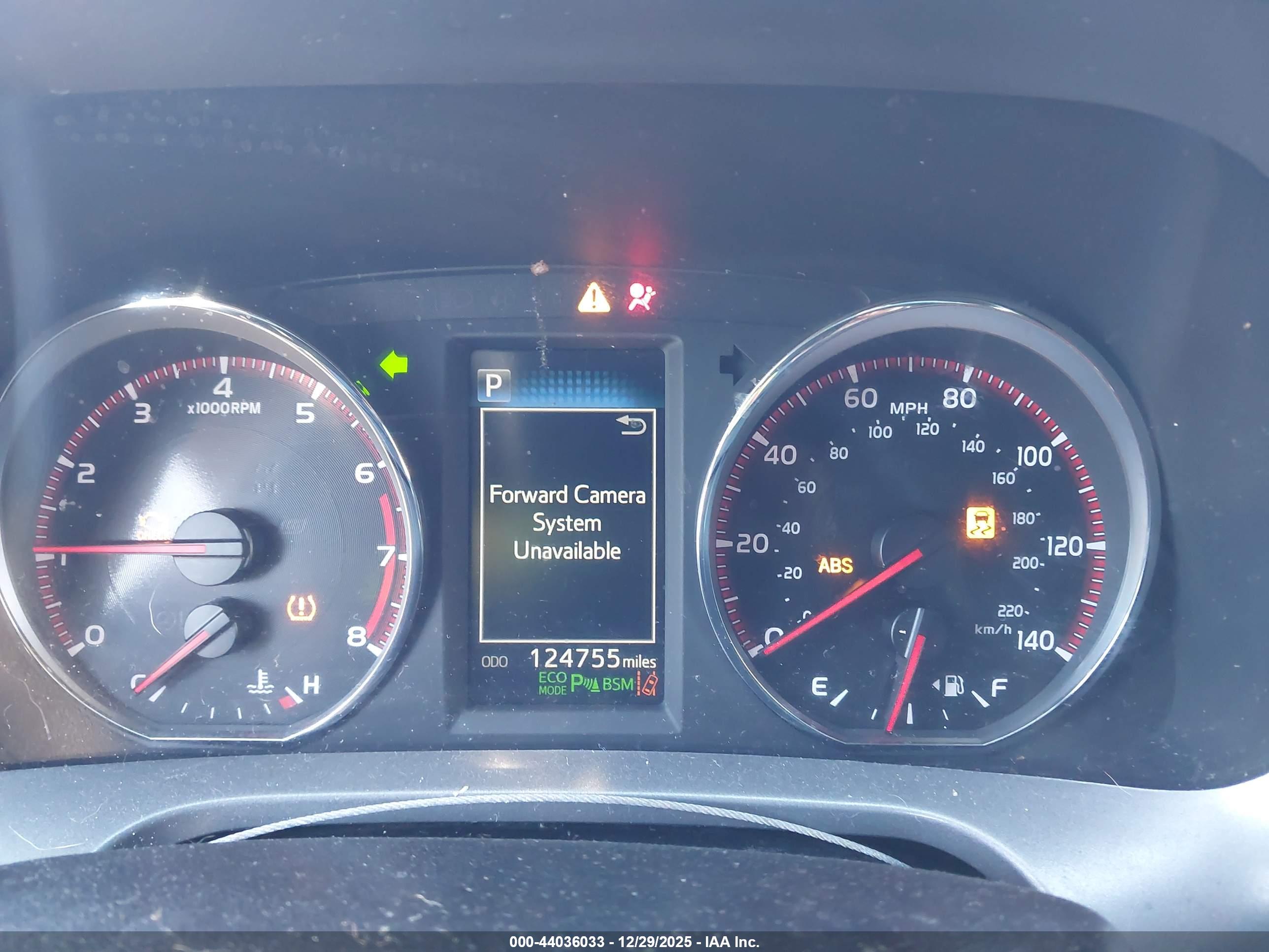 TOYOTA RAV4 image 7