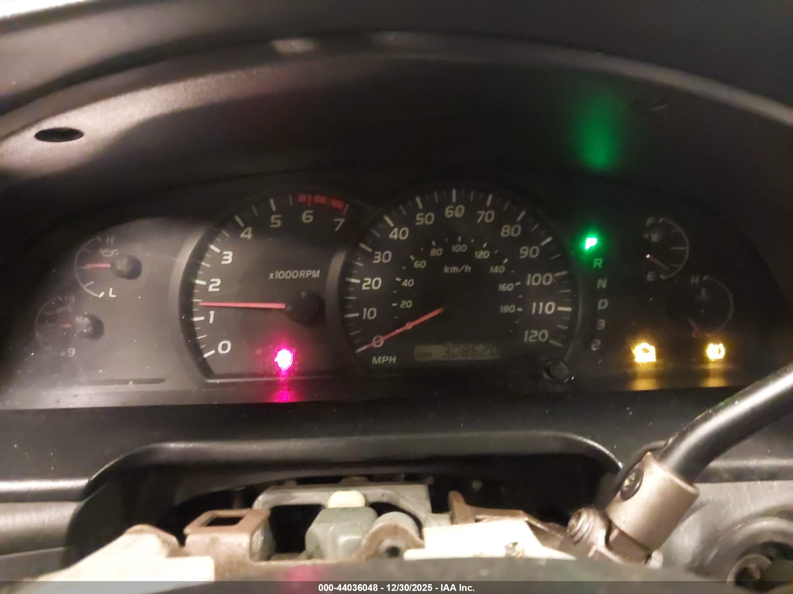 TOYOTA TUNDRA image 7