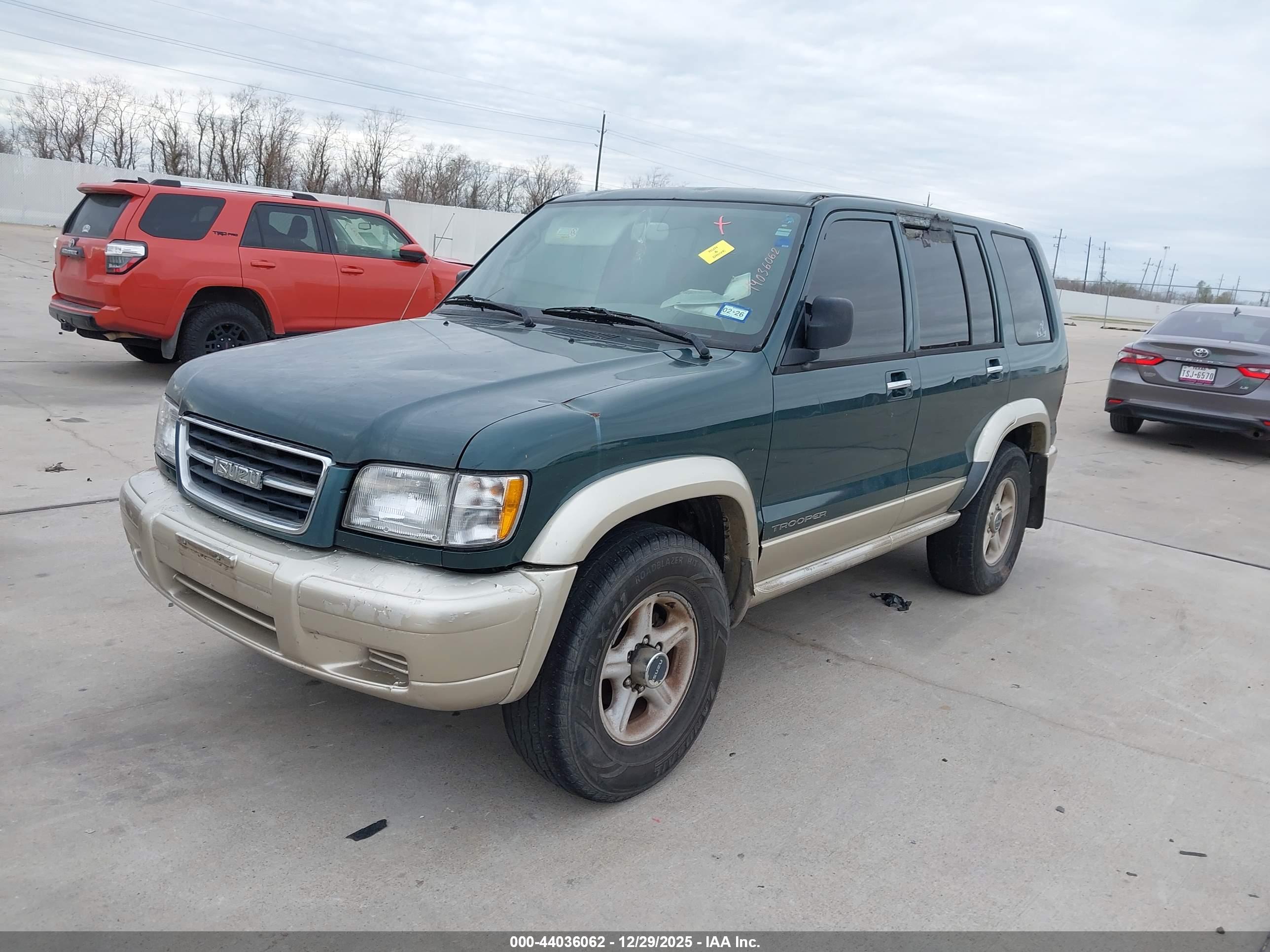 ISUZU TROOPER image 2