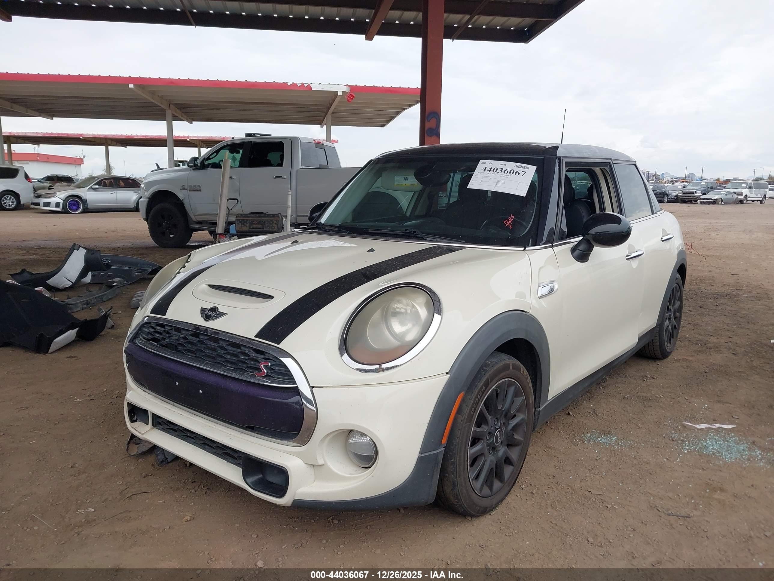 MINI HARDTOP image 2
